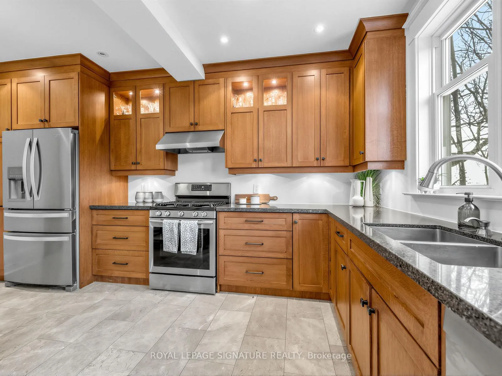 Photo 11 of 34 Alberta Avenue, Toronto, Wychwood — HOMEH