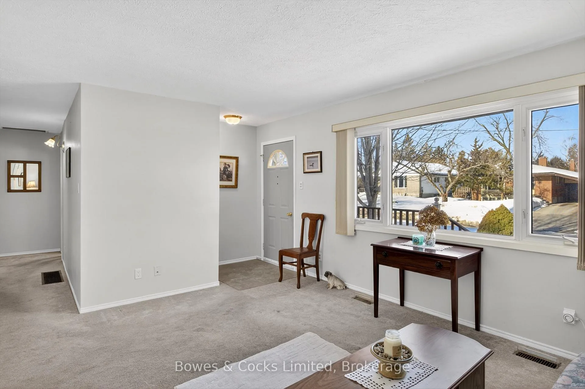 Photo 8 of 628 Corrigan Crescent, Peterborough, Ashburnham Ward 4 — HOMEH