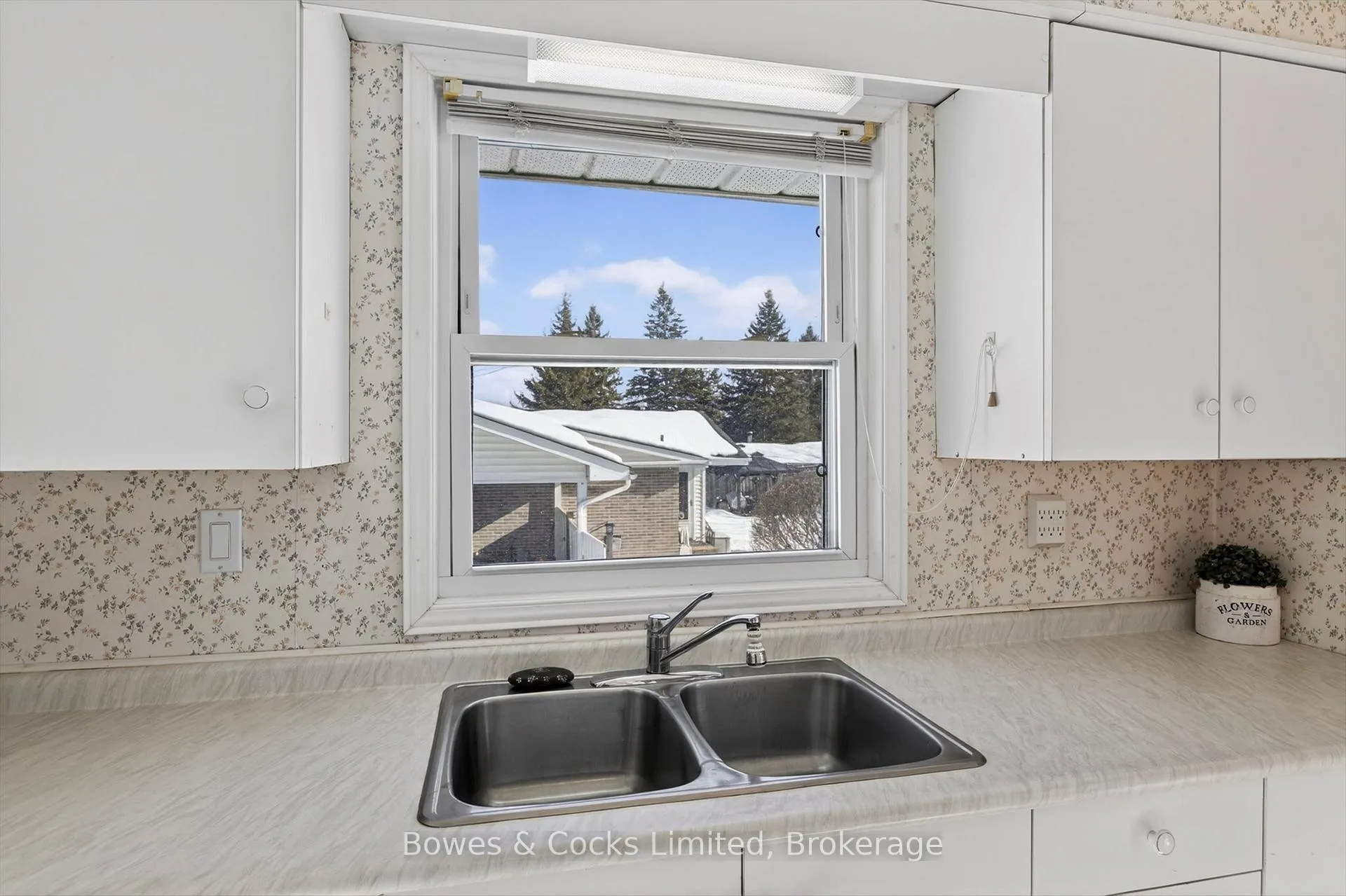 Photo 14 of 628 Corrigan Crescent, Peterborough, Ashburnham Ward 4 — HOMEH