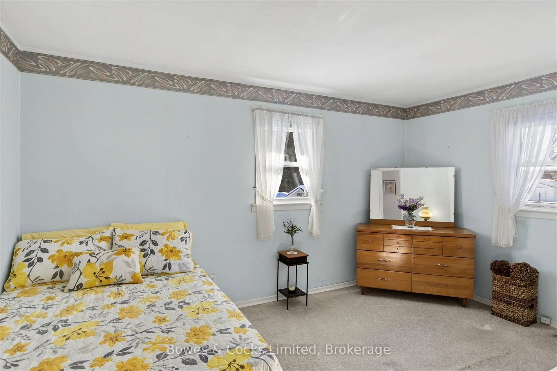 Photo 20 of 628 Corrigan Crescent, Peterborough, Ashburnham Ward 4 — HOMEH