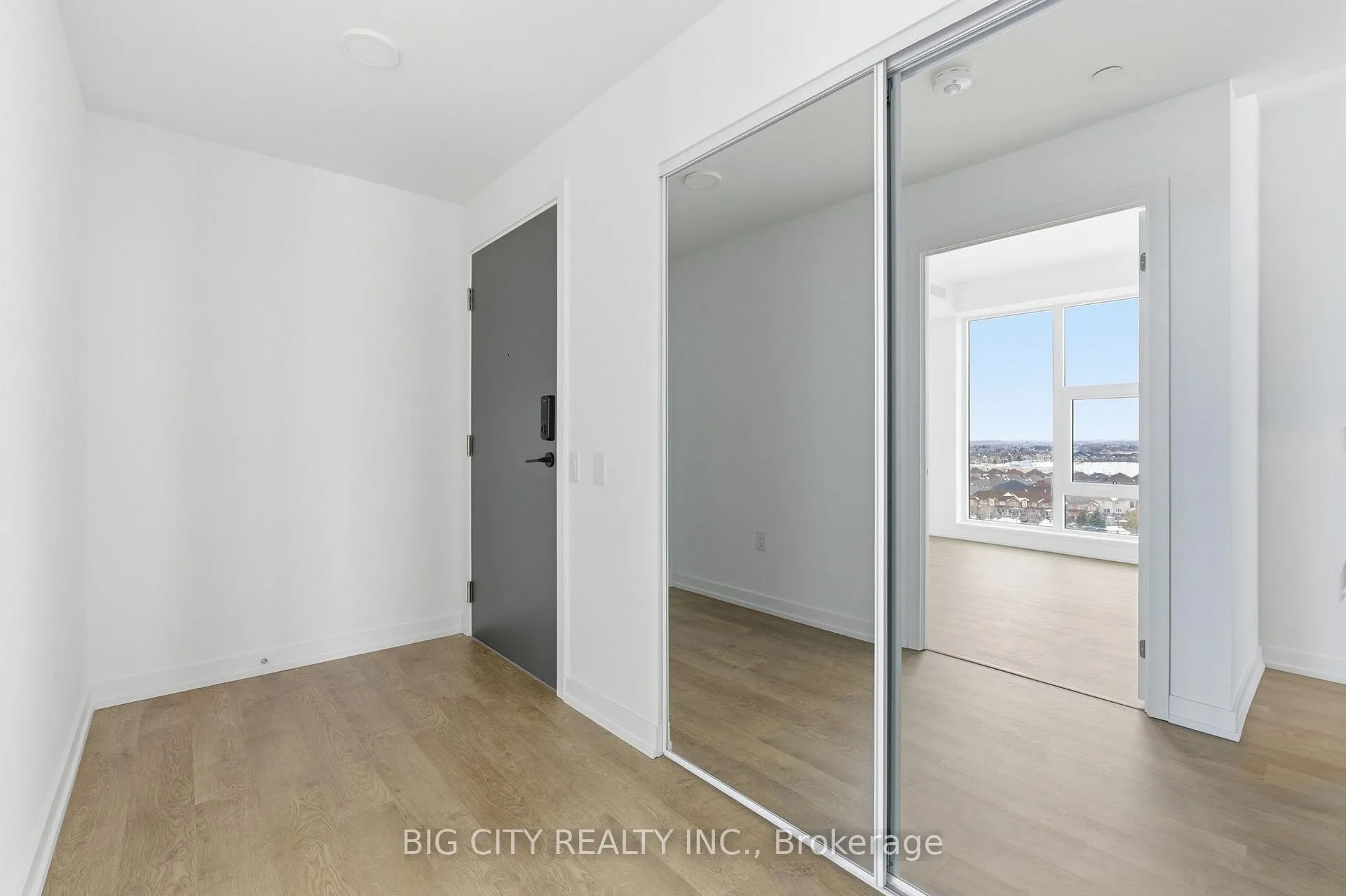 Photo 2 of Unit 1103, 9751 Markham Road, Markham, Greensborough — HOMEH
