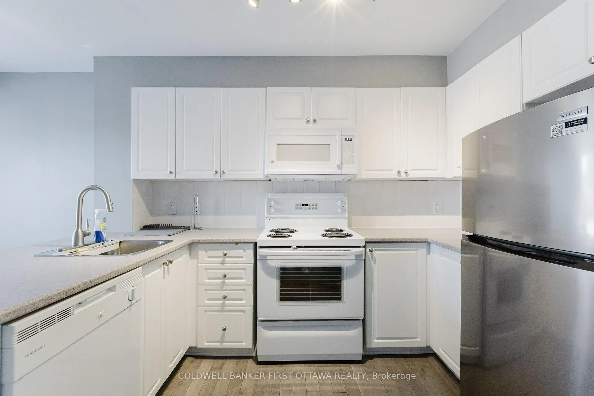 Photo 7 of 292 Cresthaven Drive, Ottawa, Barrhaven East — HOMEH