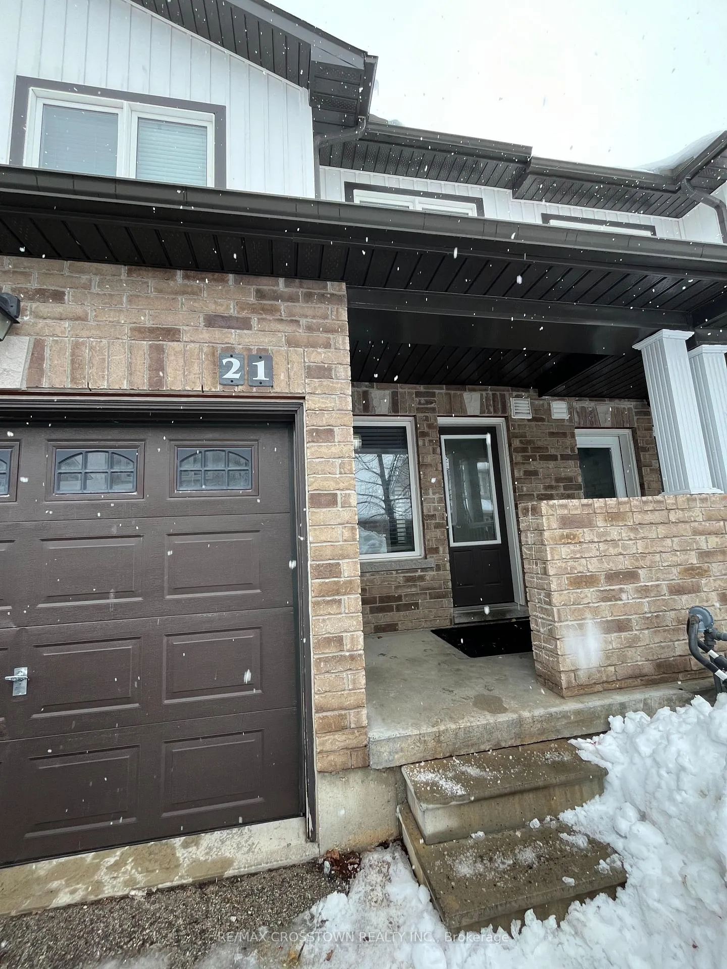 Photo 1 of Unit 21, 90 Sovereign's Gate, Barrie, Innis-Shore — HOMEH