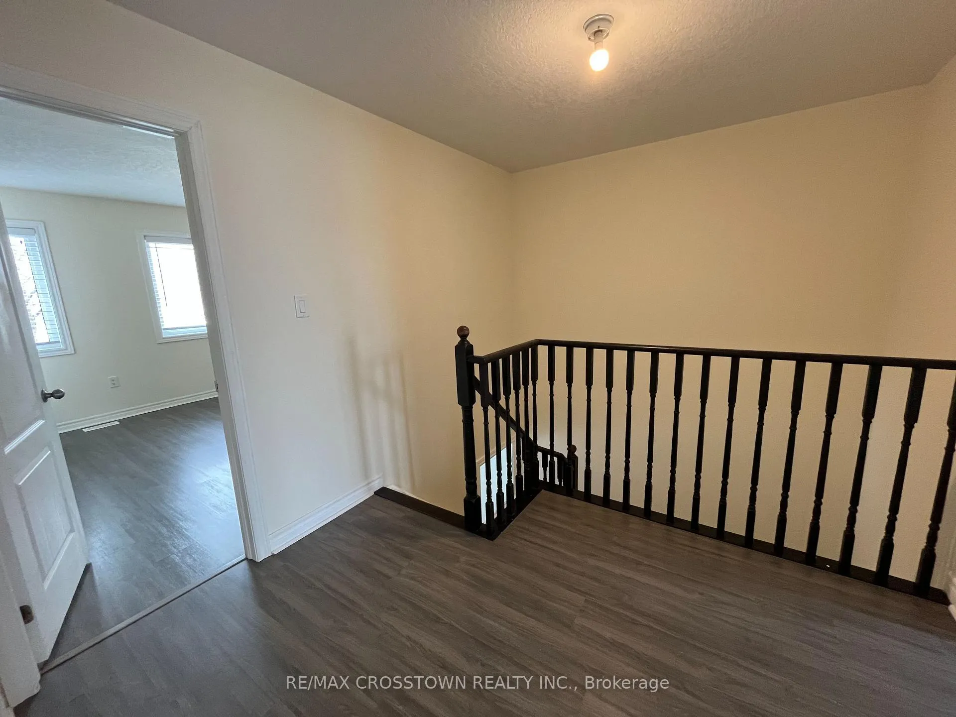 Photo 11 of Unit 21, 90 Sovereign's Gate, Barrie, Innis-Shore — HOMEH