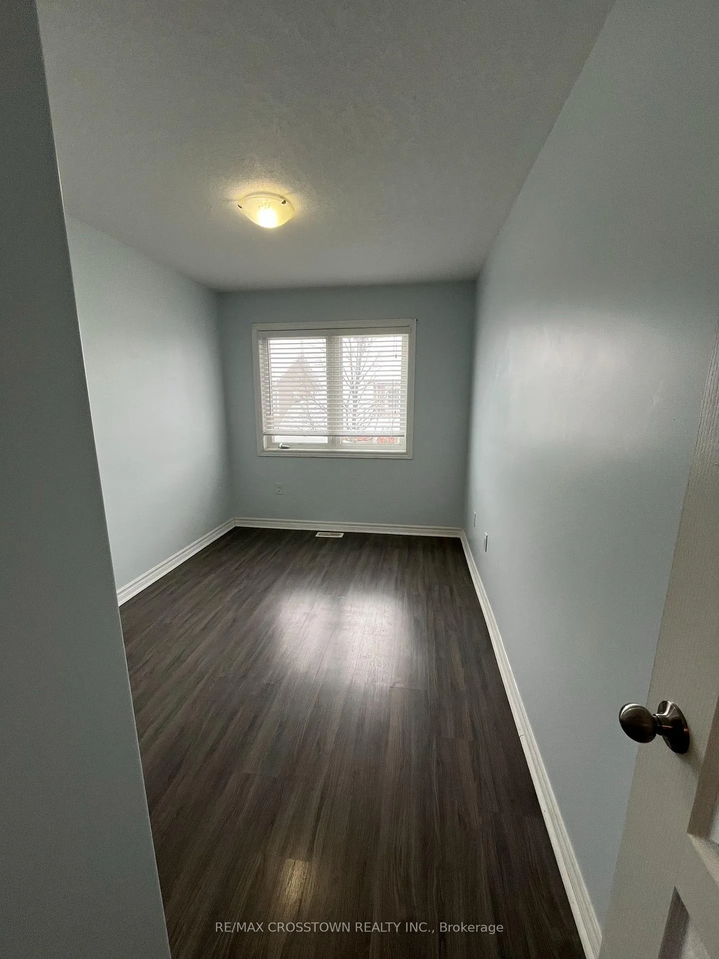 Photo 15 of Unit 21, 90 Sovereign's Gate, Barrie, Innis-Shore — HOMEH