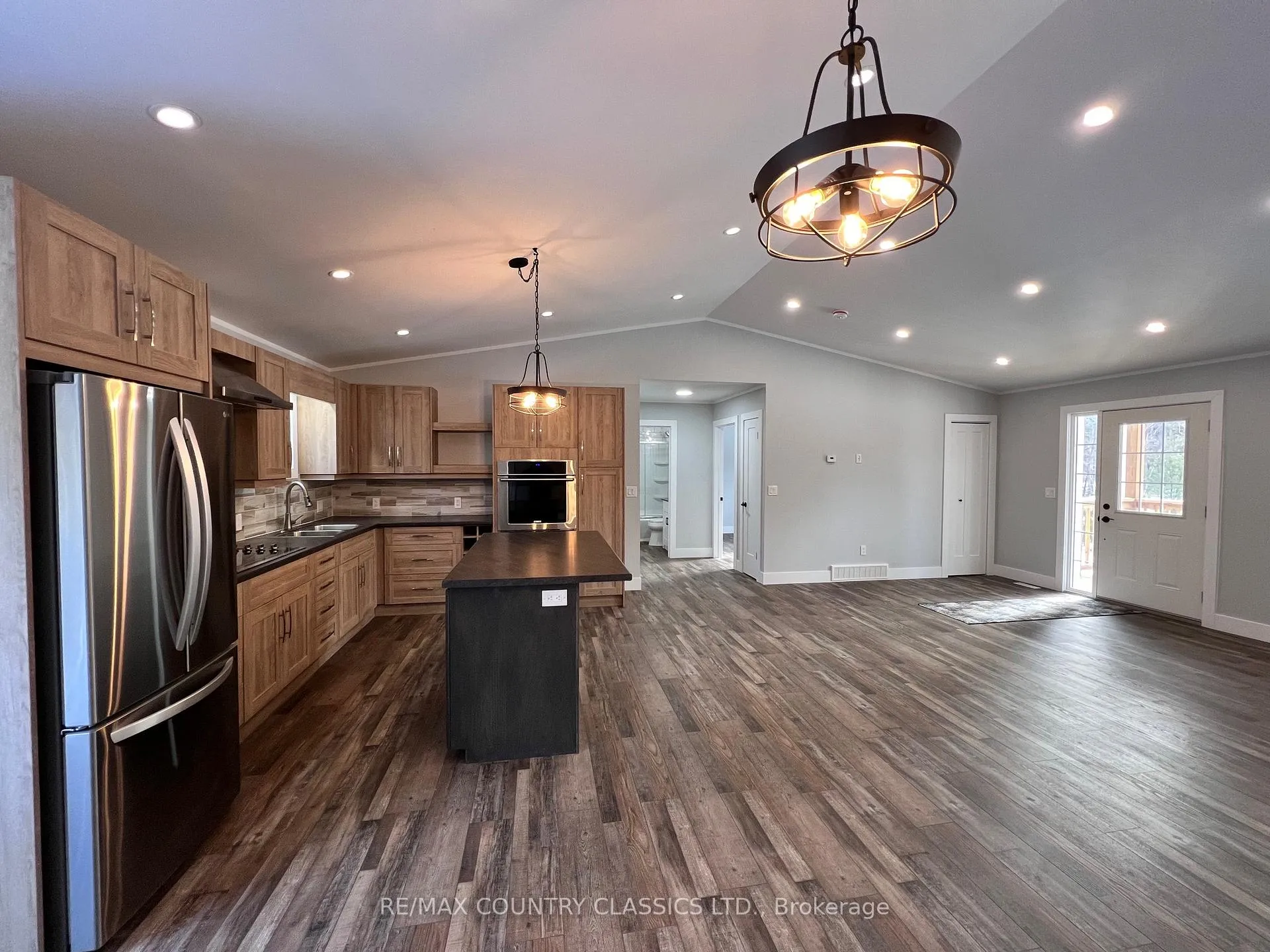 Photo 12 of 25350A Highway 62 S, Bancroft, Dungannon Ward — HOMEH