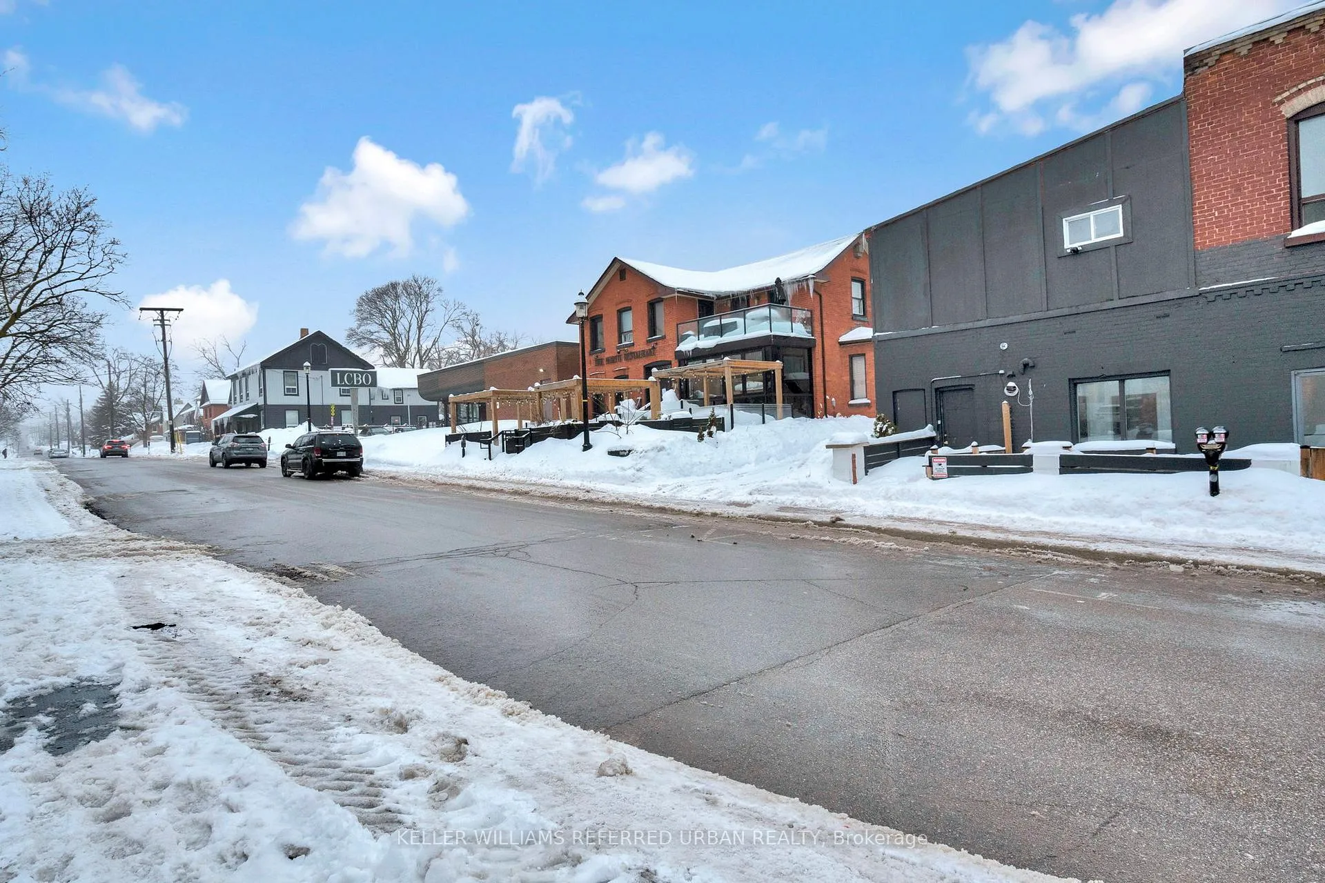 Photo 31 of 66 Dunlop Street W, Barrie, City Centre — HOMEH