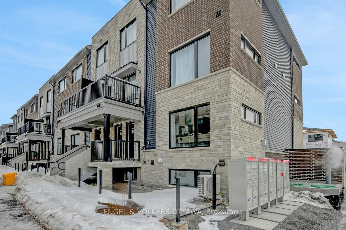 Photo 1 of Unit 12, 801 Glenroy Gilbert Drive, Ottawa, Barrhaven - Strandherd — HOMEH