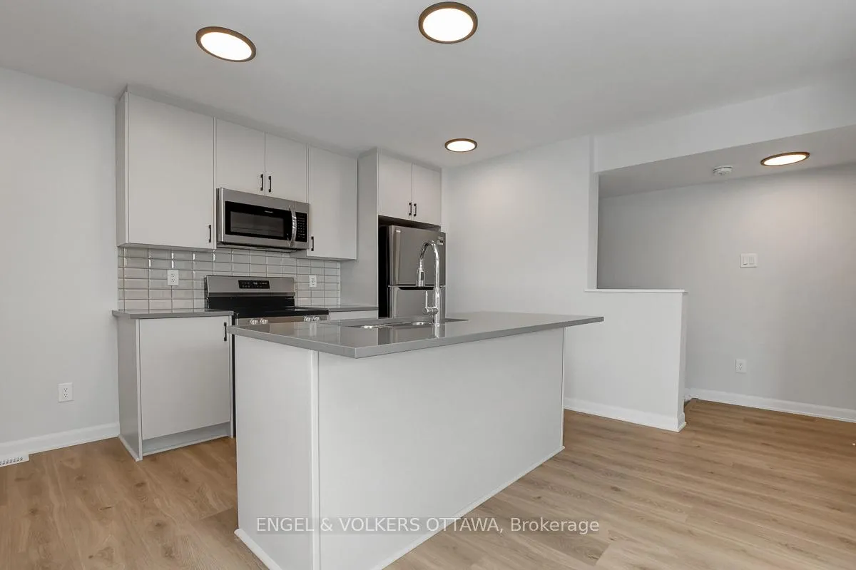 Photo 11 of Unit 12, 801 Glenroy Gilbert Drive, Ottawa, Barrhaven - Strandherd — HOMEH
