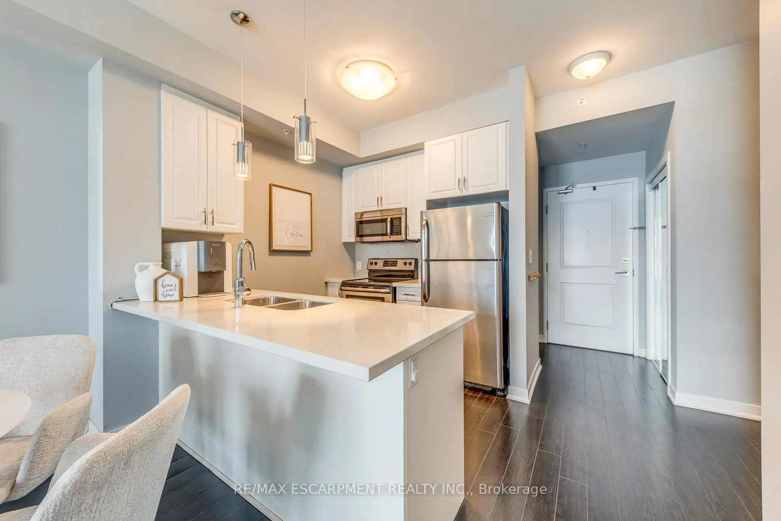 Photo 14 of Unit 114, 5010 Corporate Drive, Burlington, Uptown — HOMEH