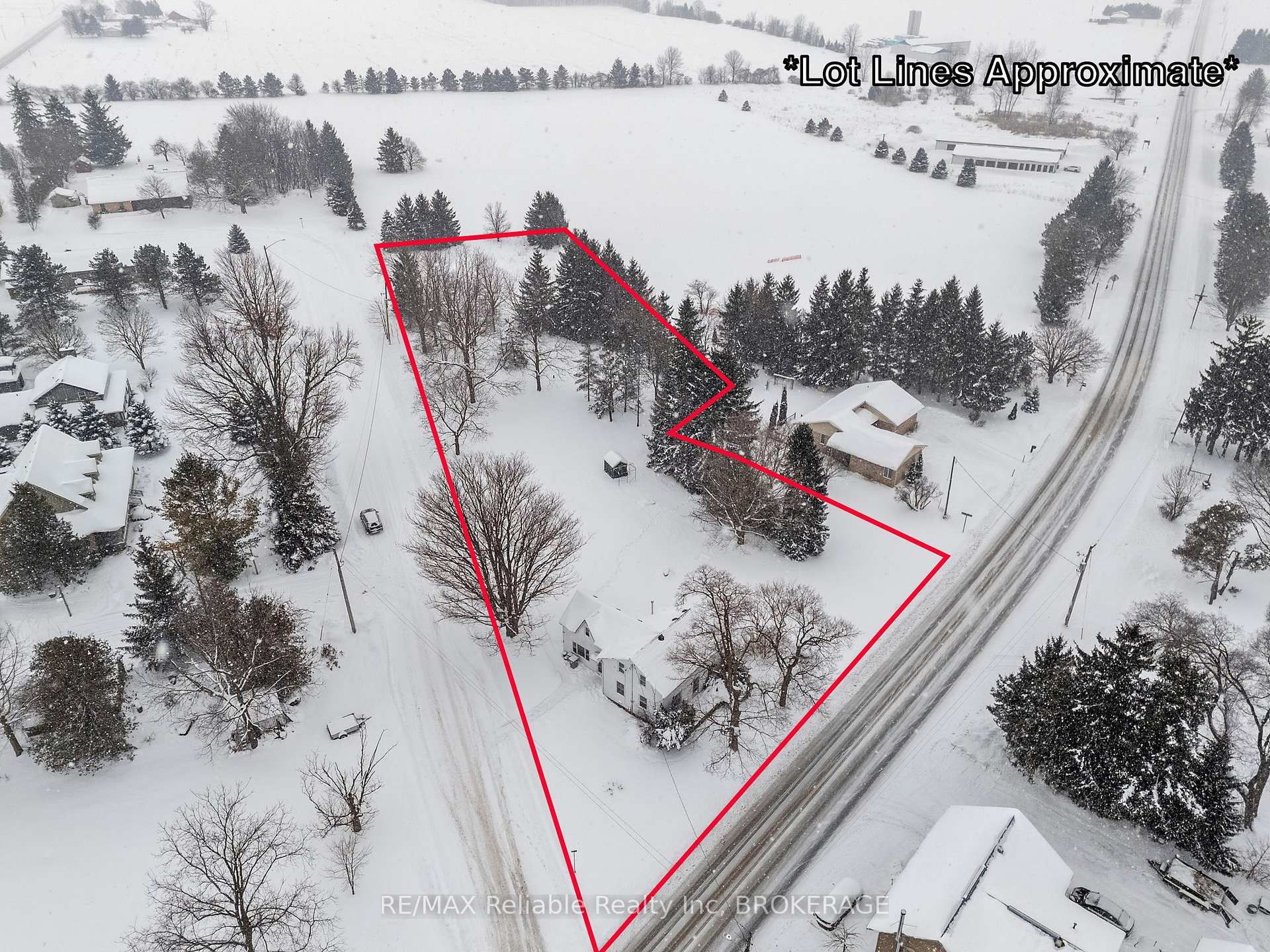 Photo 4 of 8 Mill Road, Huron East, Egmondville — HOMEH