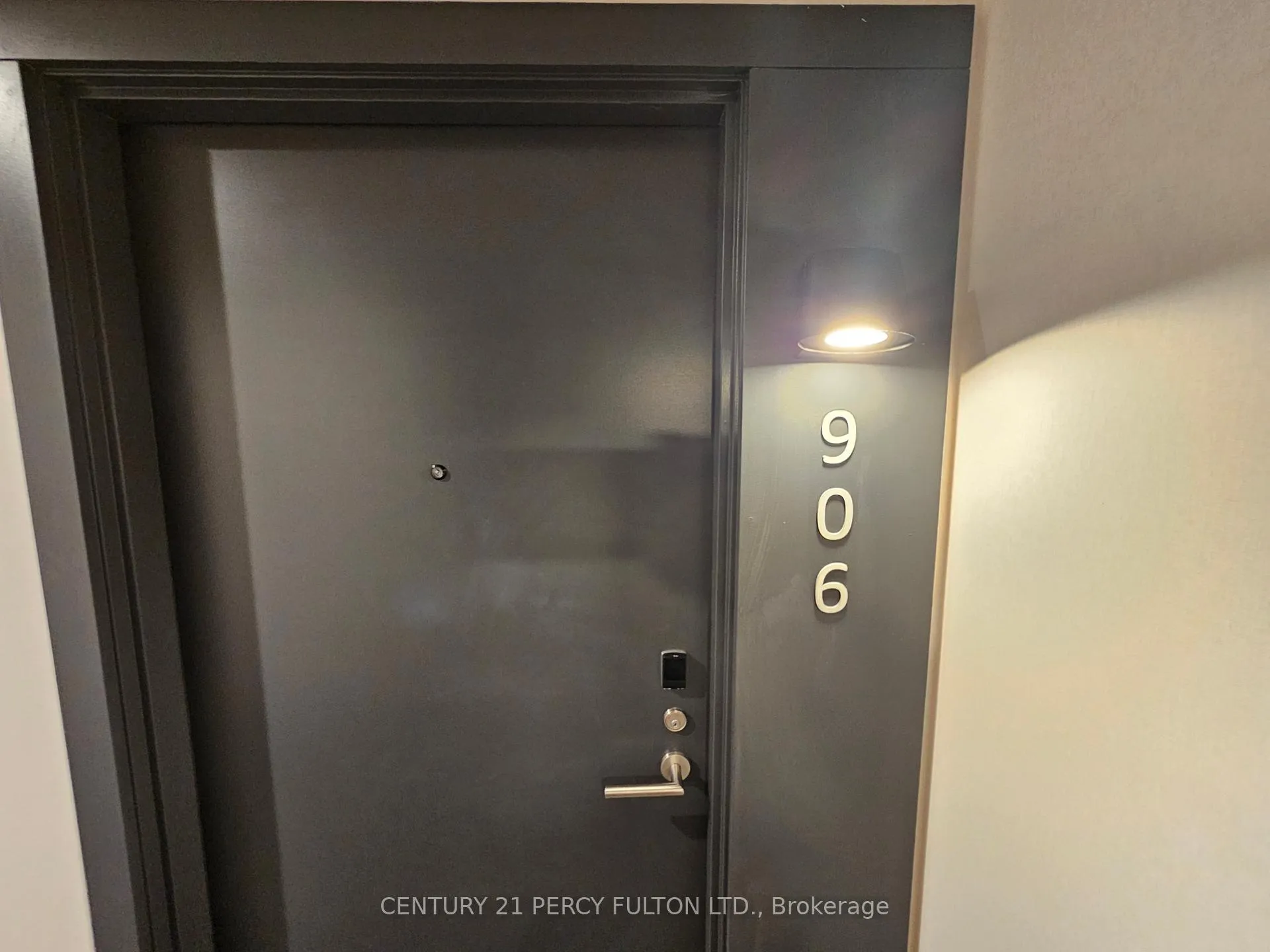 Photo 13 of Unit 906, 180 Front Street E, Toronto, Moss Park — HOMEH
