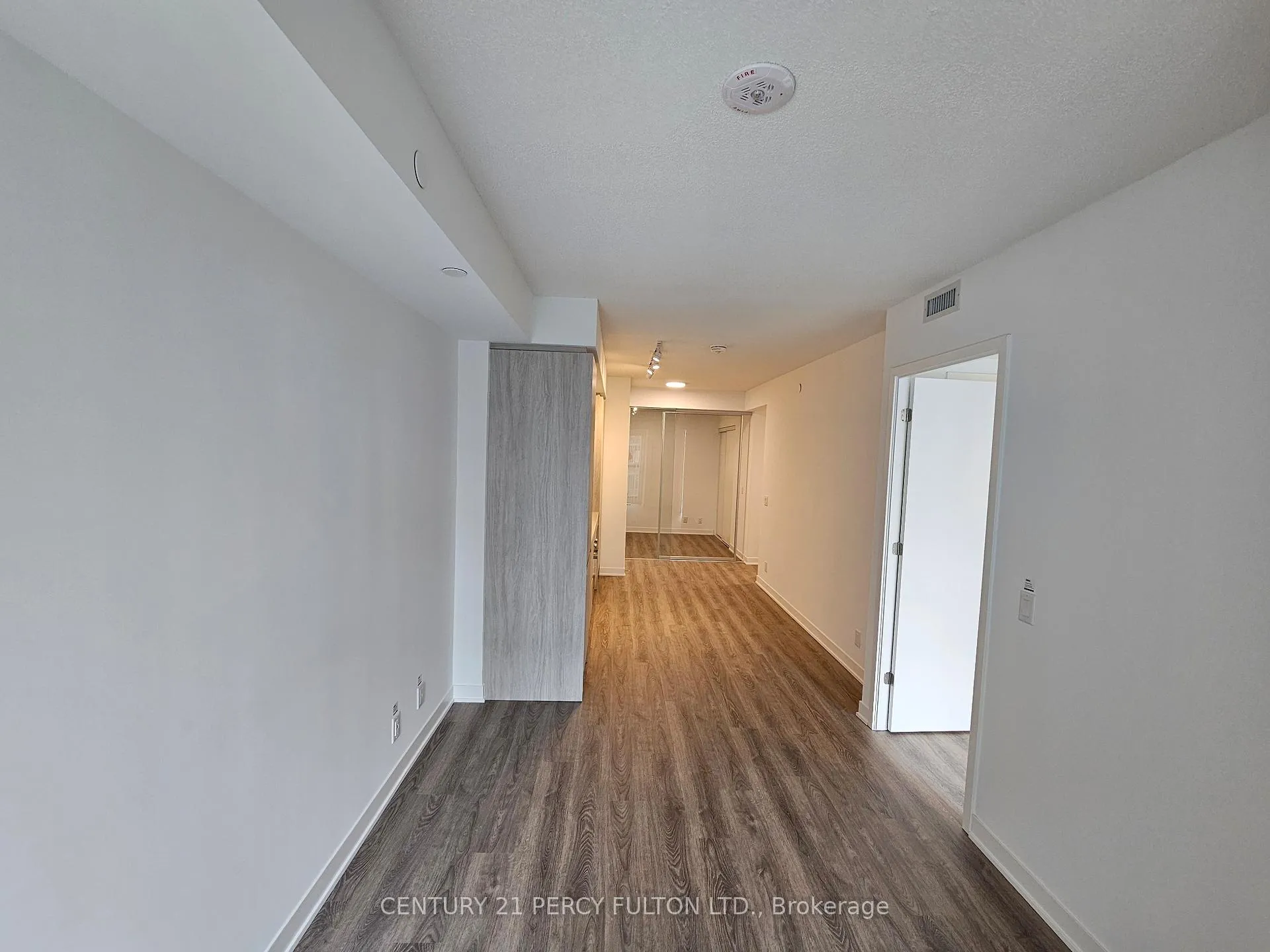 Photo 14 of Unit 906, 180 Front Street E, Toronto, Moss Park — HOMEH