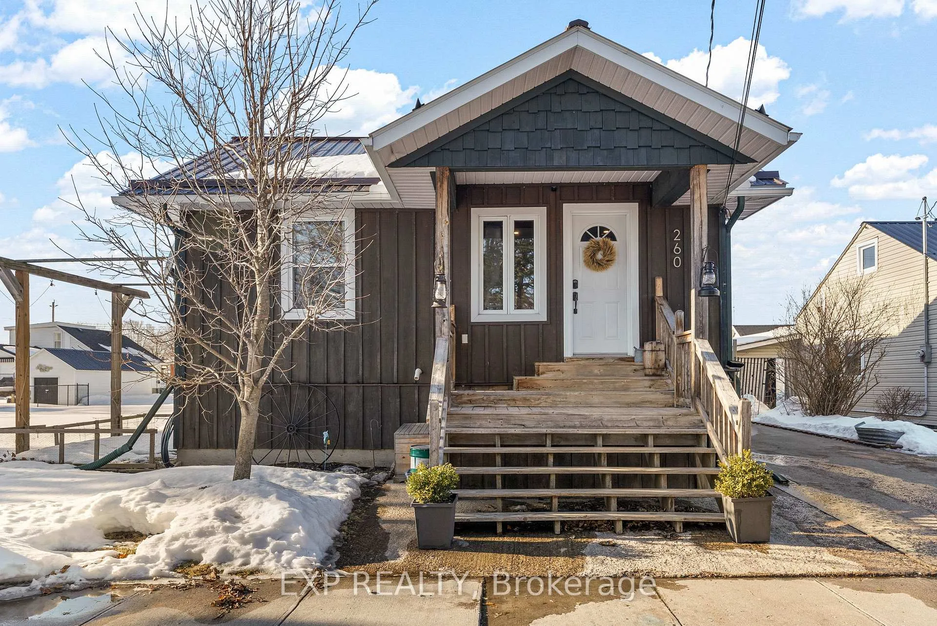 Photo 1 of 260 Tasse Avenue, Renfrew — HOMEH