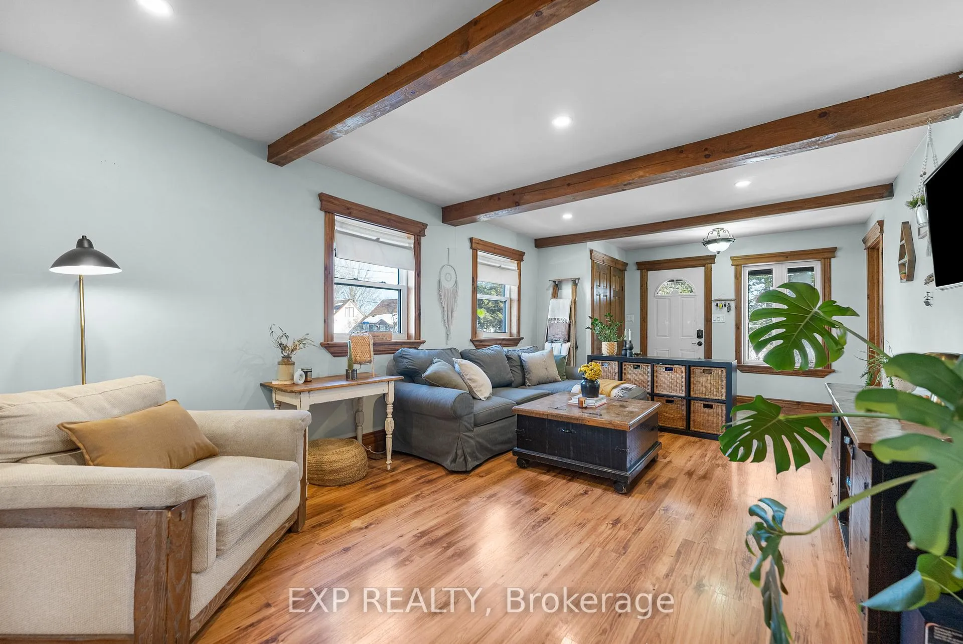 Photo 13 of 260 Tasse Avenue, Renfrew — HOMEH