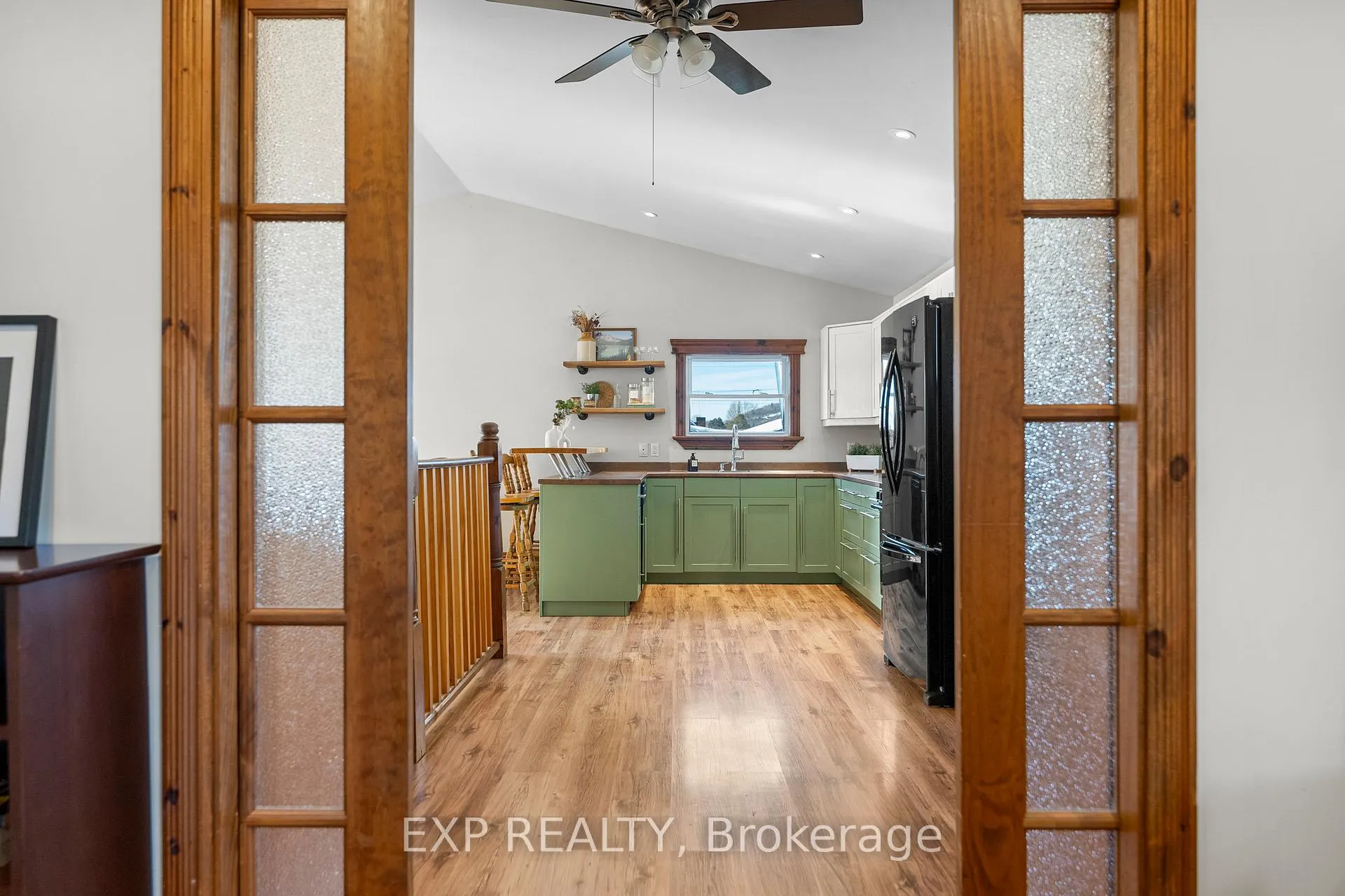 Photo 15 of 260 Tasse Avenue, Renfrew — HOMEH