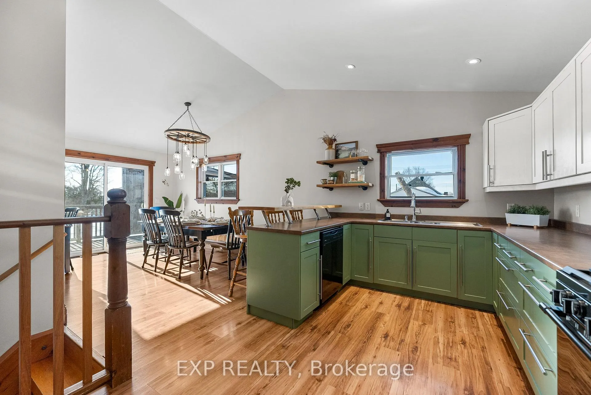 Photo 17 of 260 Tasse Avenue, Renfrew — HOMEH