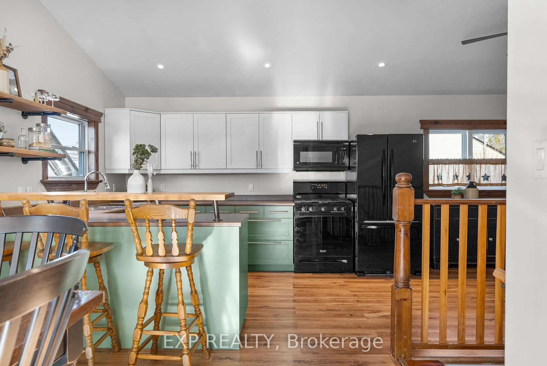 Photo 19 of 260 Tasse Avenue, Renfrew — HOMEH