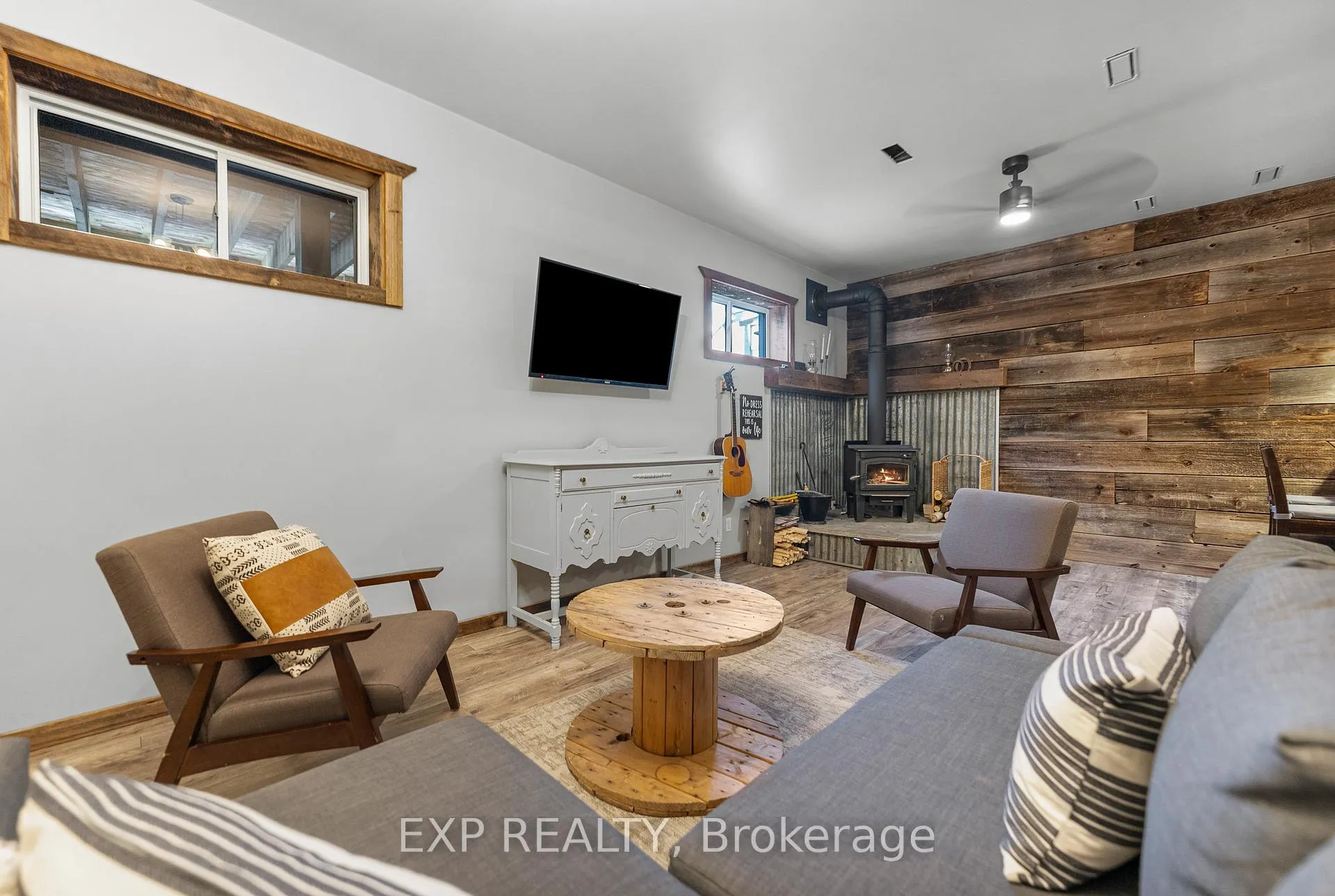 Photo 31 of 260 Tasse Avenue, Renfrew — HOMEH