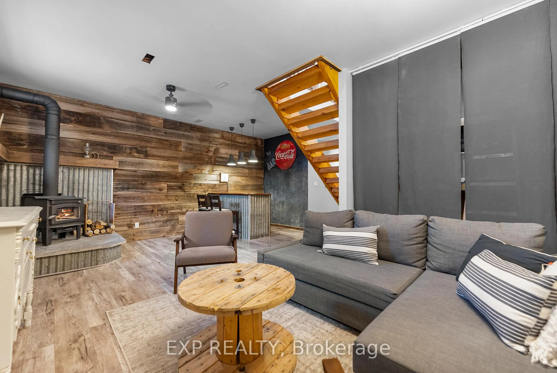 Photo 32 of 260 Tasse Avenue, Renfrew — HOMEH