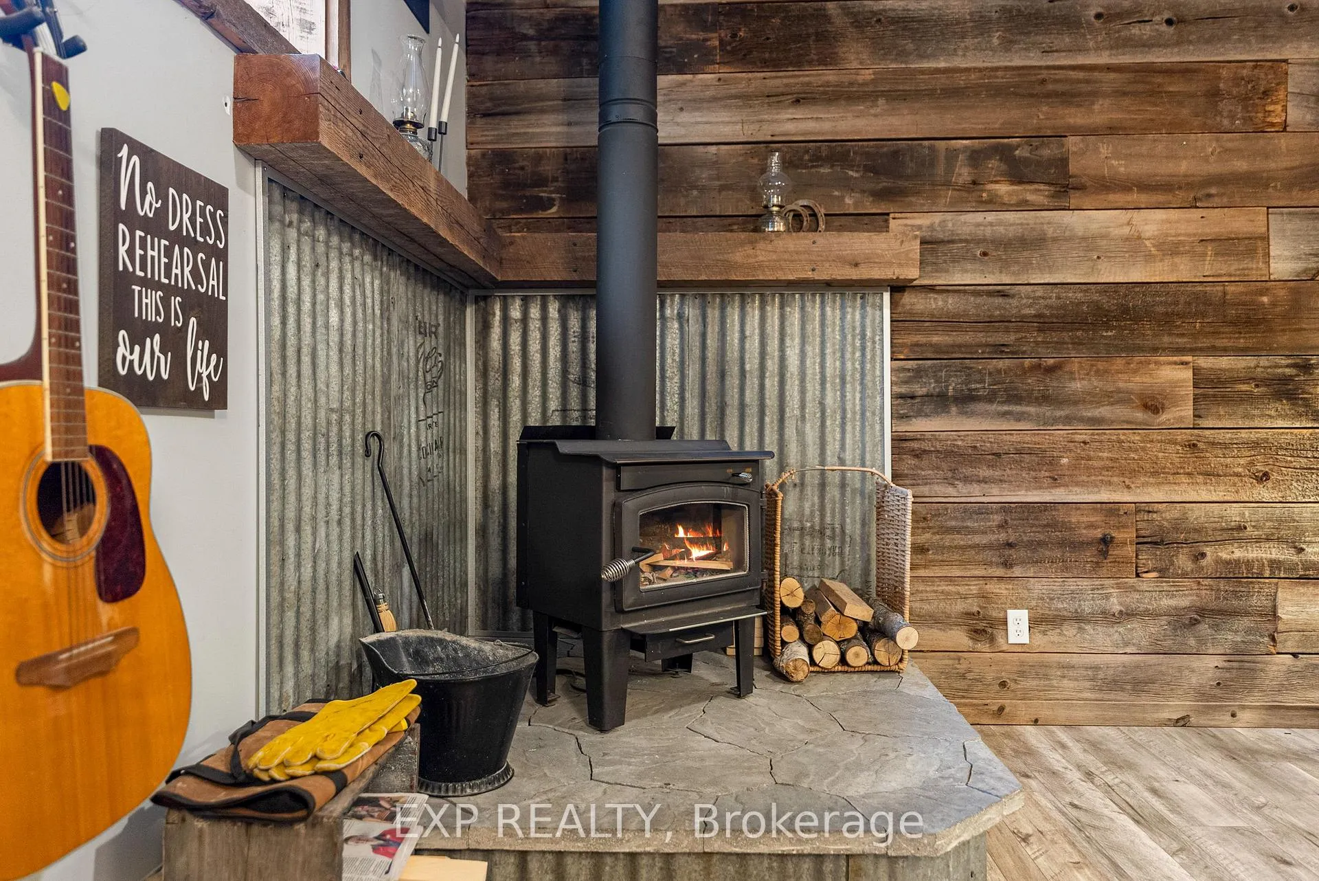 Photo 33 of 260 Tasse Avenue, Renfrew — HOMEH