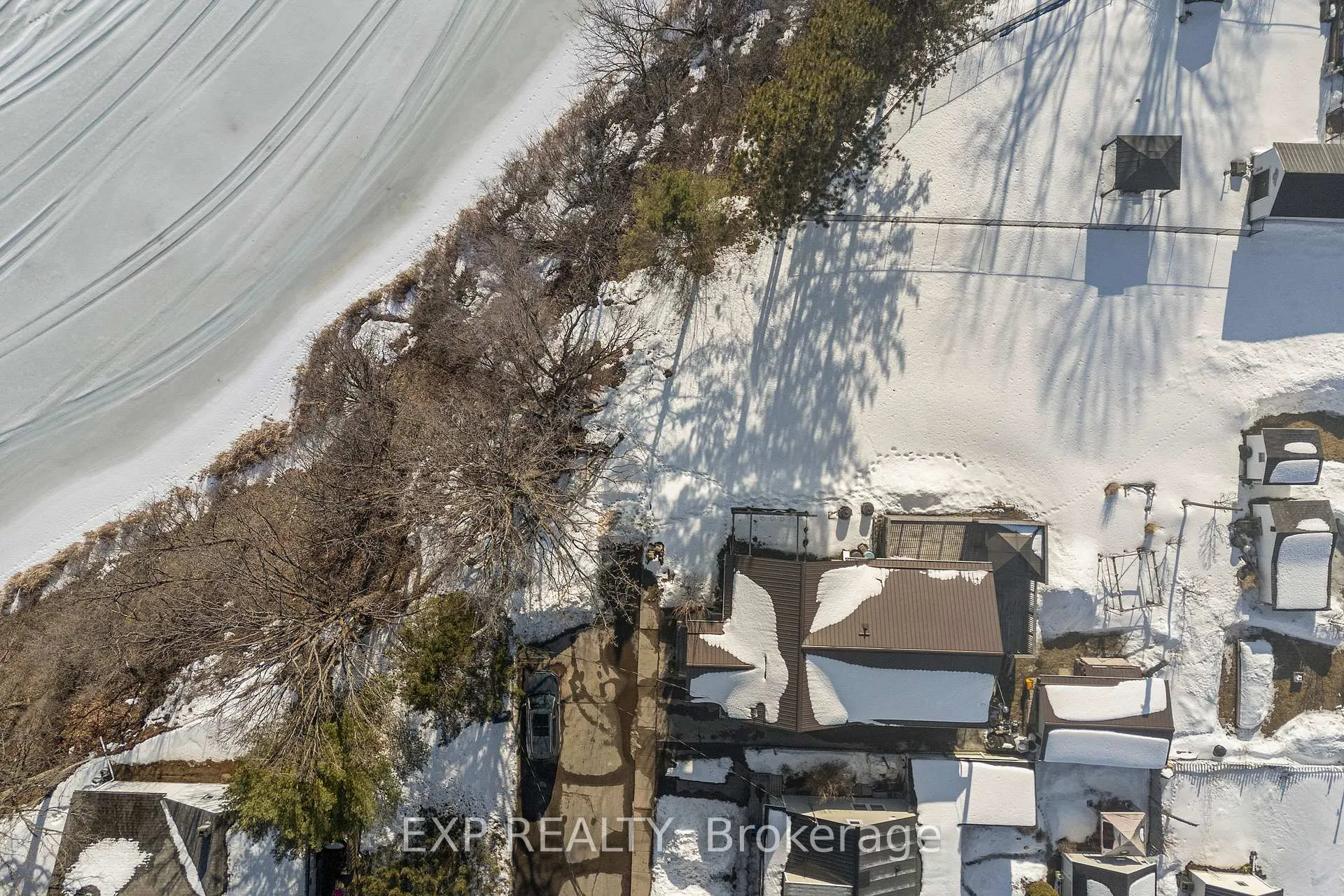 Photo 43 of 260 Tasse Avenue, Renfrew — HOMEH