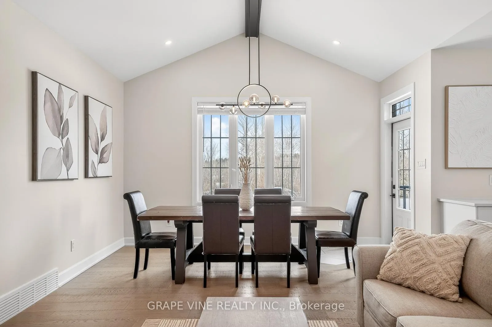 Photo 11 of 106 Maplestone Drive, North Grenville, North Grenville Twp (Kemptville East) — HOMEH