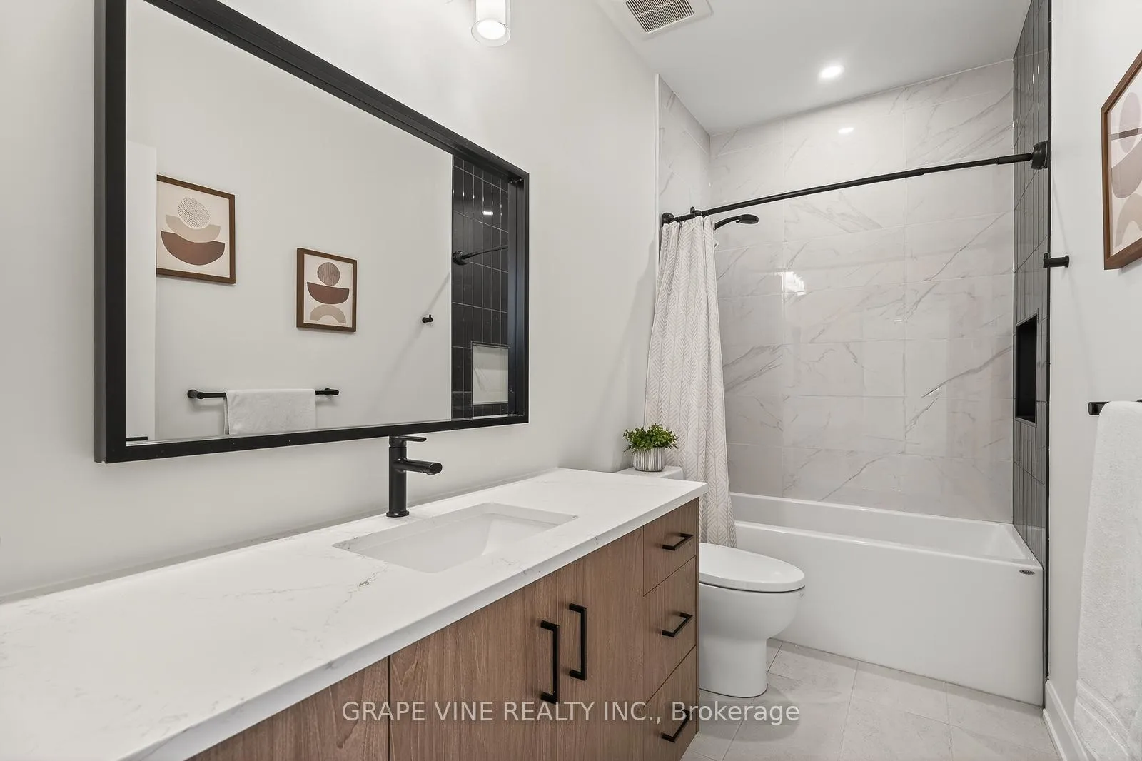 Photo 26 of 106 Maplestone Drive, North Grenville, North Grenville Twp (Kemptville East) — HOMEH