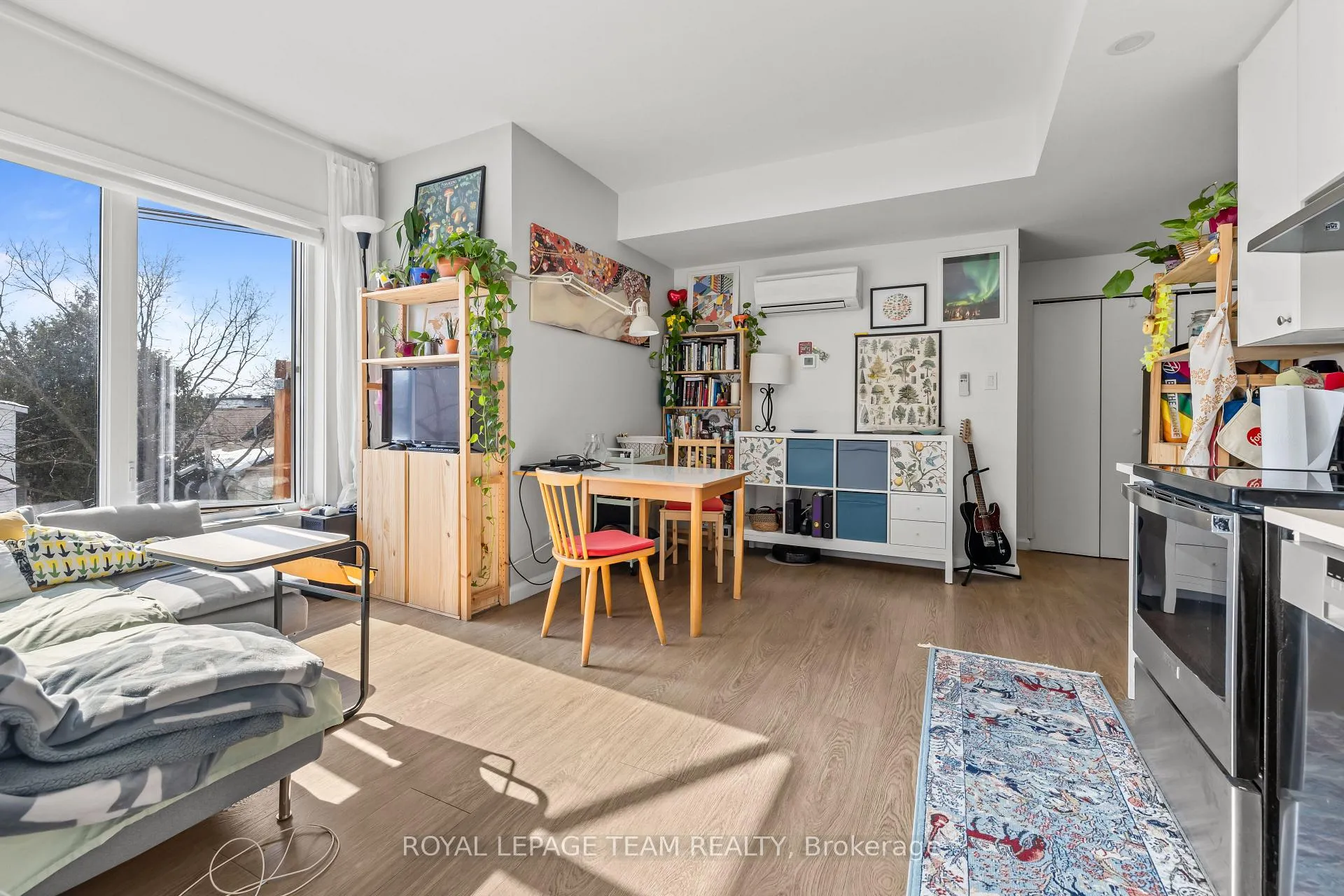 Photo 5 of Unit 303, 506 Gladstone Avenue, Ottawa, Ottawa Centre — HOMEH