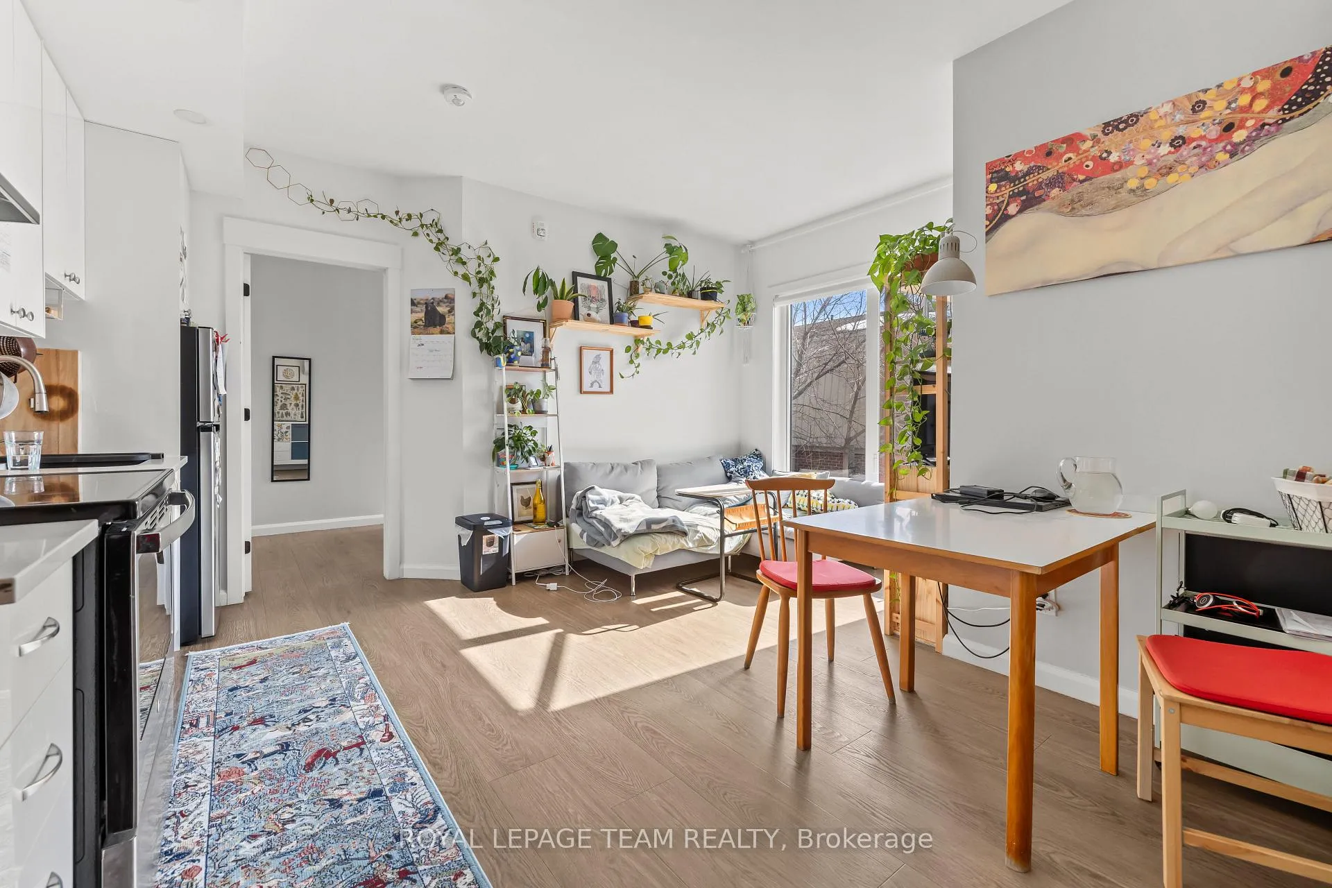 Photo 6 of Unit 303, 506 Gladstone Avenue, Ottawa, Ottawa Centre — HOMEH