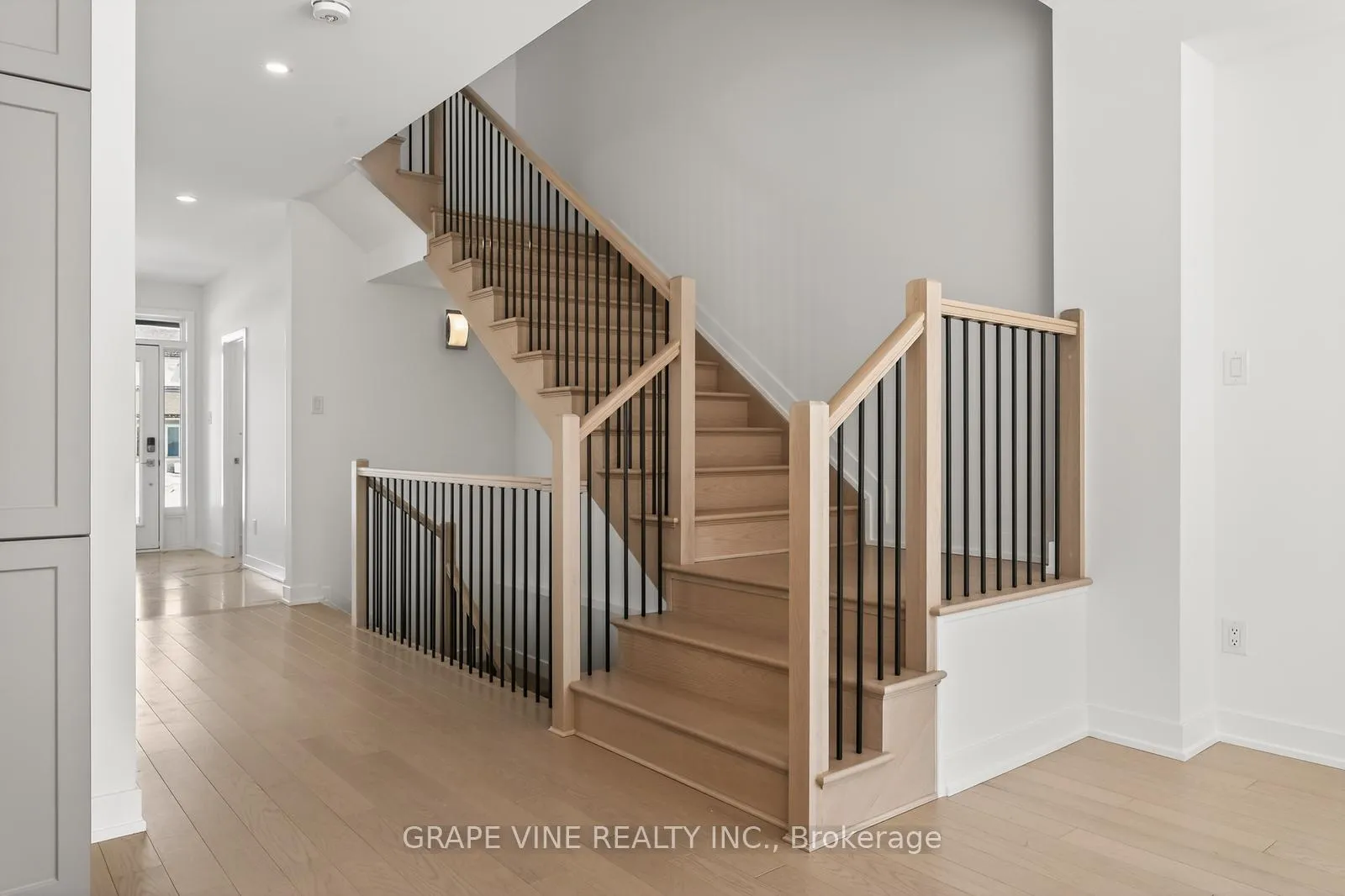 Photo 20 of 543 Tahoe Heights, Ottawa, Leitrim — HOMEH