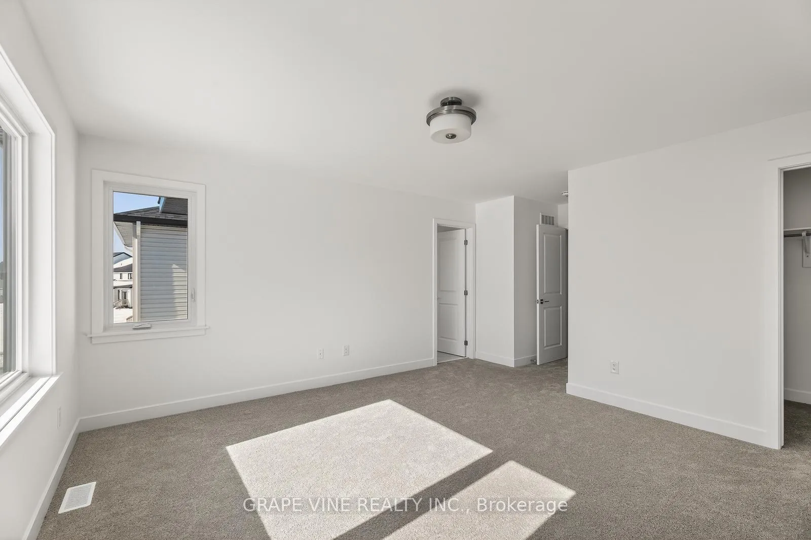 Photo 22 of 543 Tahoe Heights, Ottawa, Leitrim — HOMEH