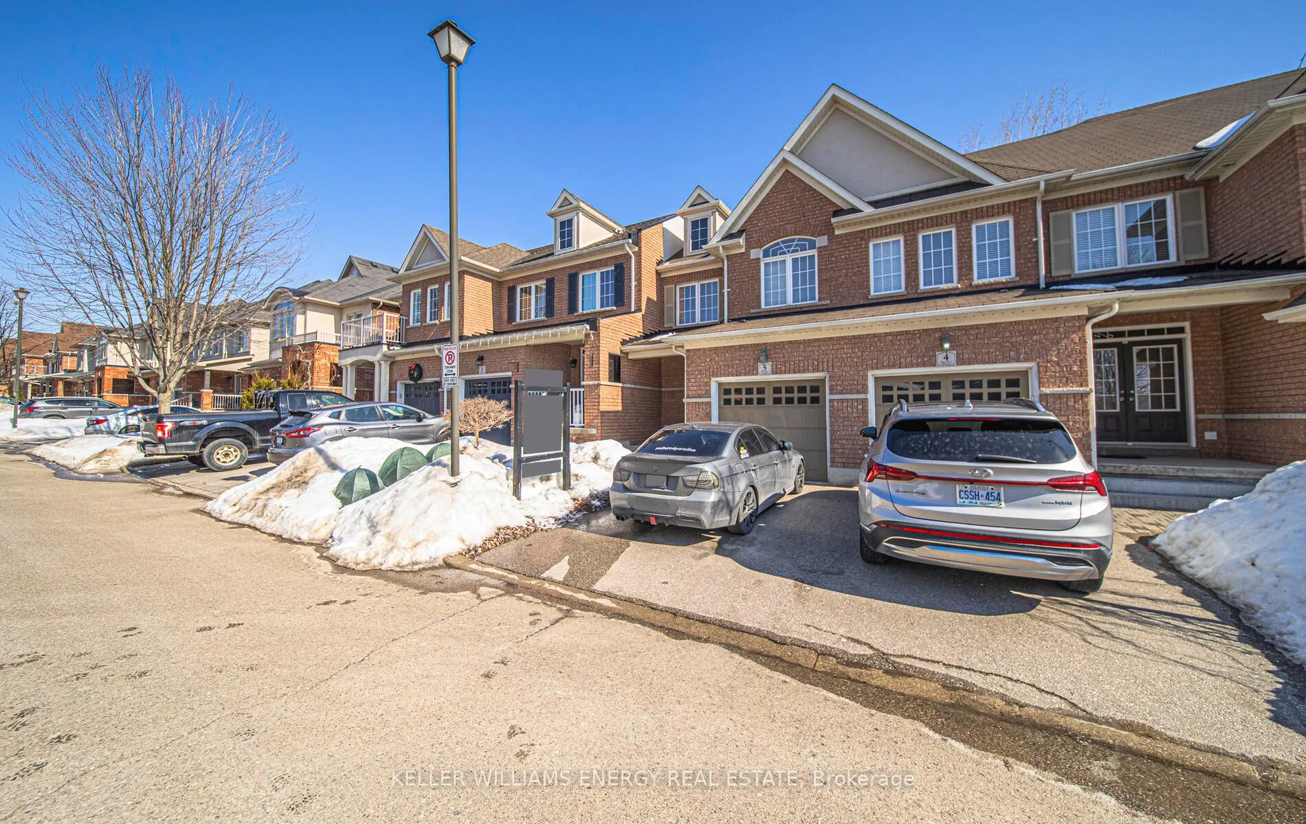 Photo 2 of Unit 5, 715 Grandview Street, Oshawa, Pinecrest — HOMEH