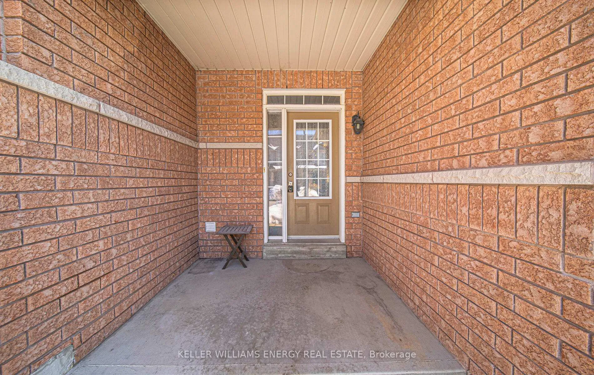 Photo 4 of Unit 5, 715 Grandview Street, Oshawa, Pinecrest — HOMEH