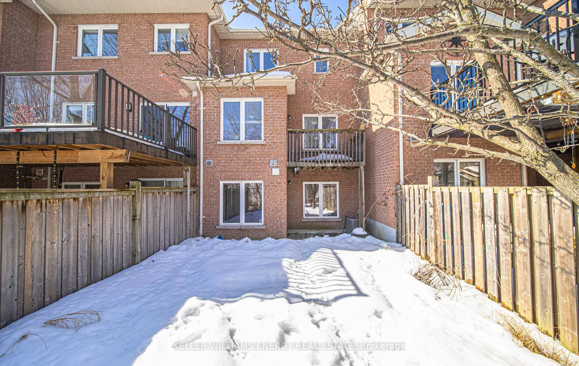 Photo 6 of Unit 5, 715 Grandview Street, Oshawa, Pinecrest — HOMEH