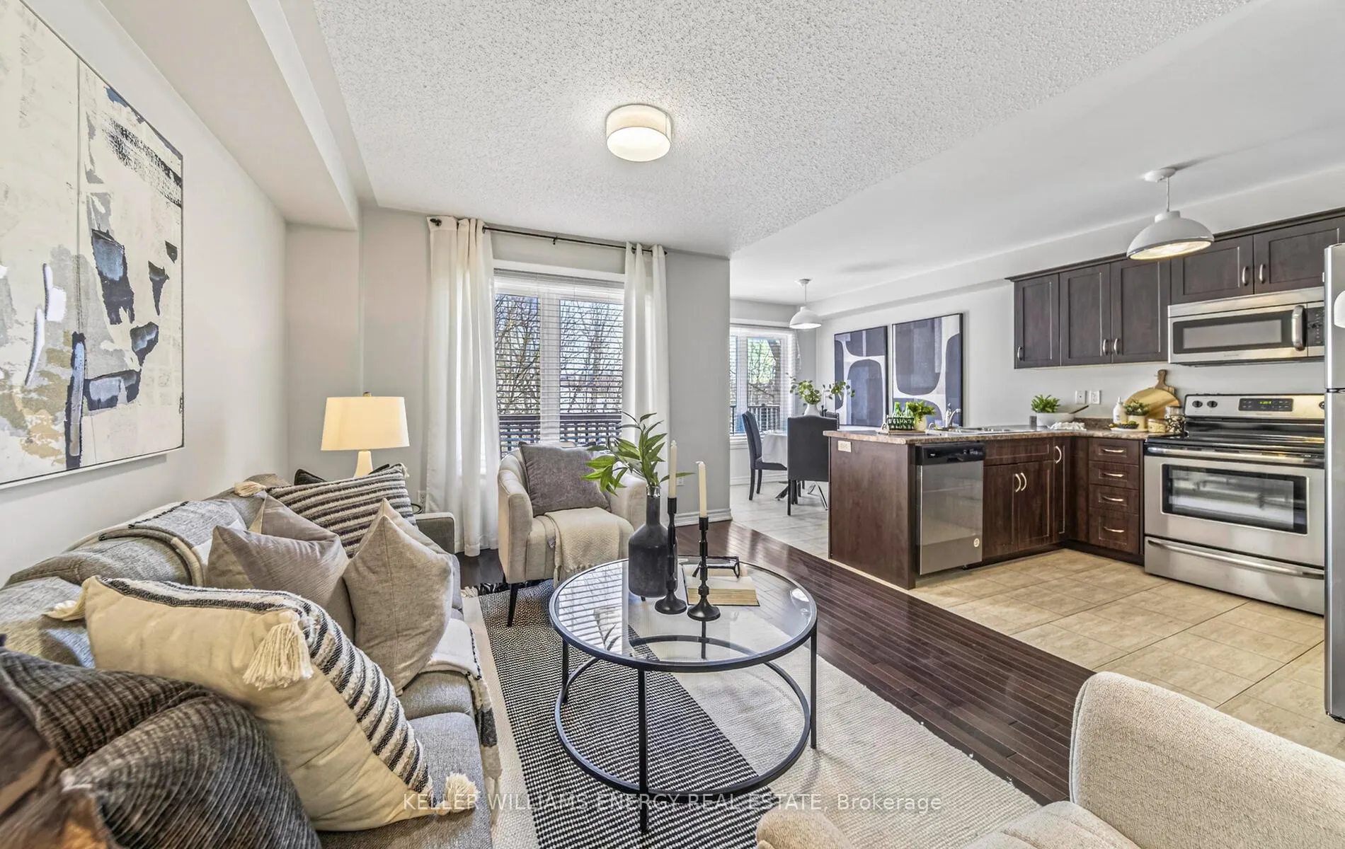 Photo 13 of Unit 5, 715 Grandview Street, Oshawa, Pinecrest — HOMEH