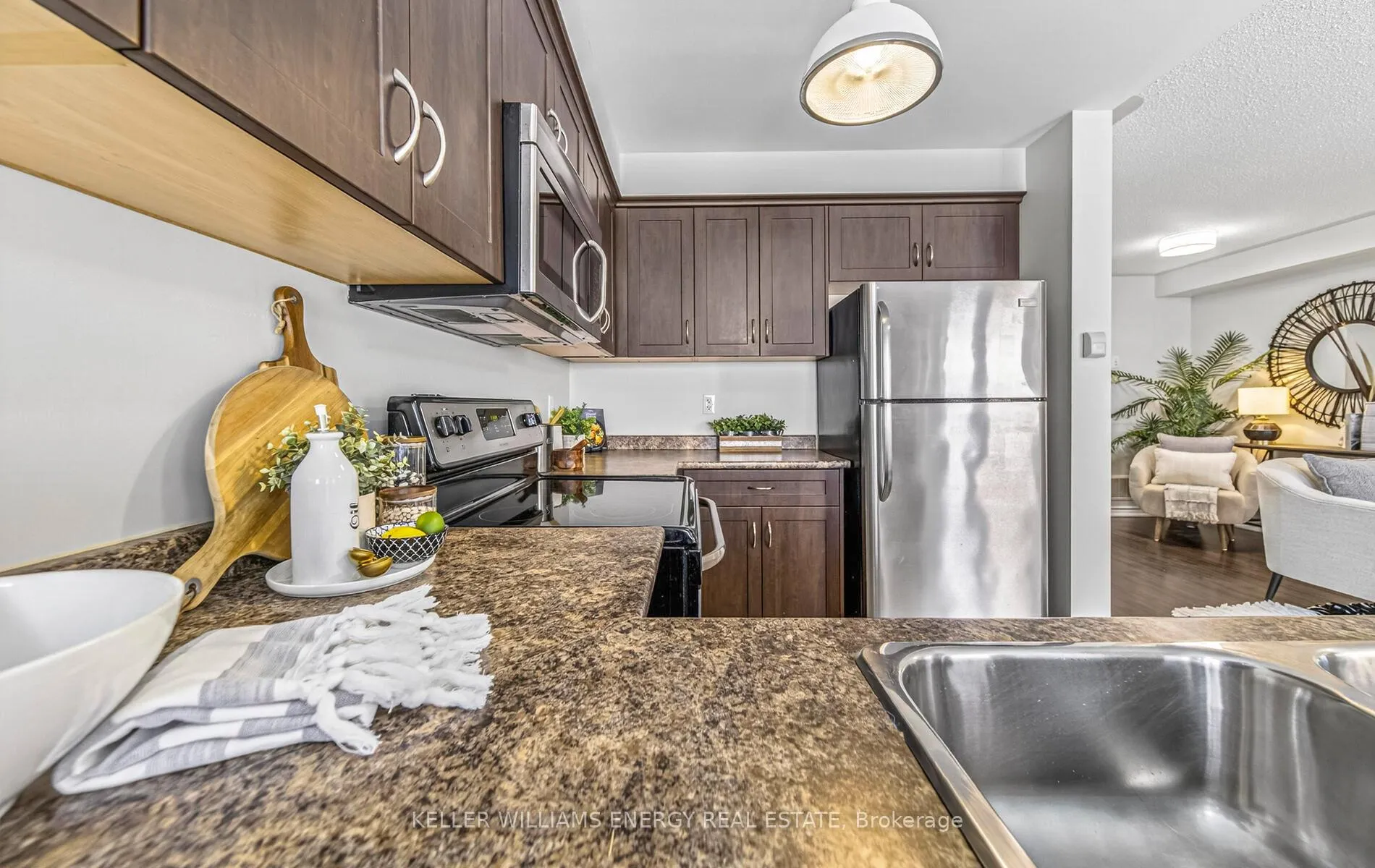 Photo 18 of Unit 5, 715 Grandview Street, Oshawa, Pinecrest — HOMEH
