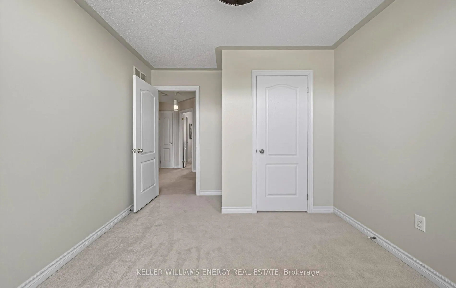 Photo 29 of Unit 5, 715 Grandview Street, Oshawa, Pinecrest — HOMEH