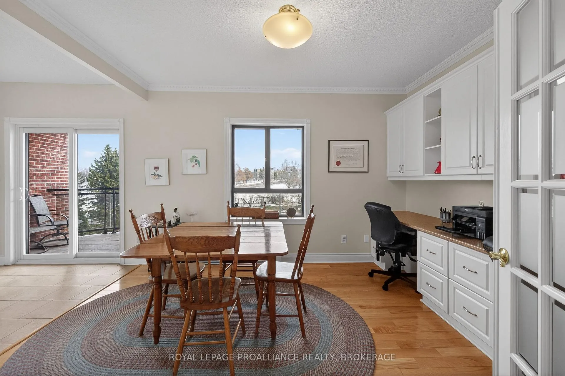 Photo 12 of Unit 404, 1000 King Street W, Kingston, Central City West — HOMEH