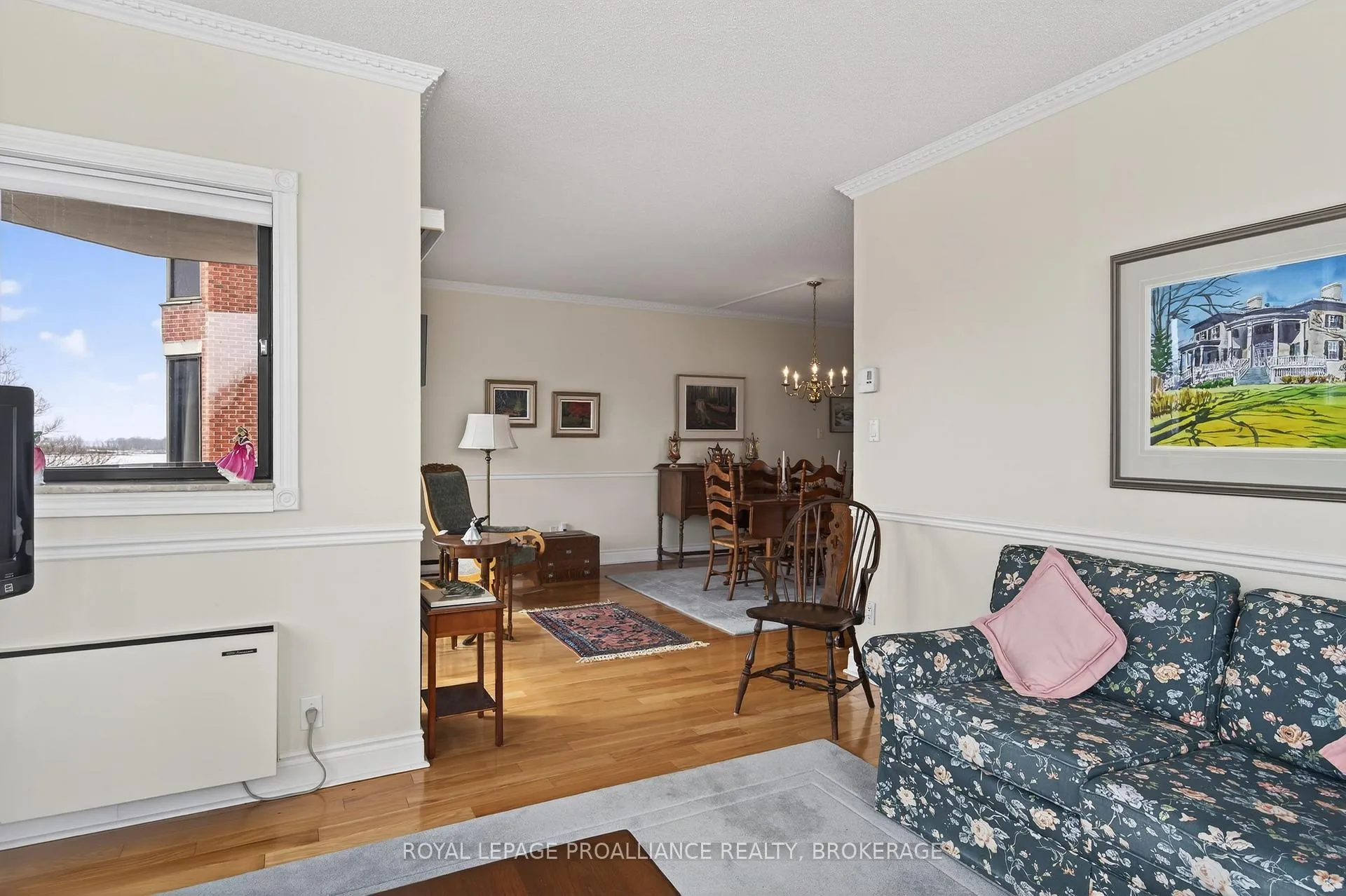 Photo 14 of Unit 404, 1000 King Street W, Kingston, Central City West — HOMEH