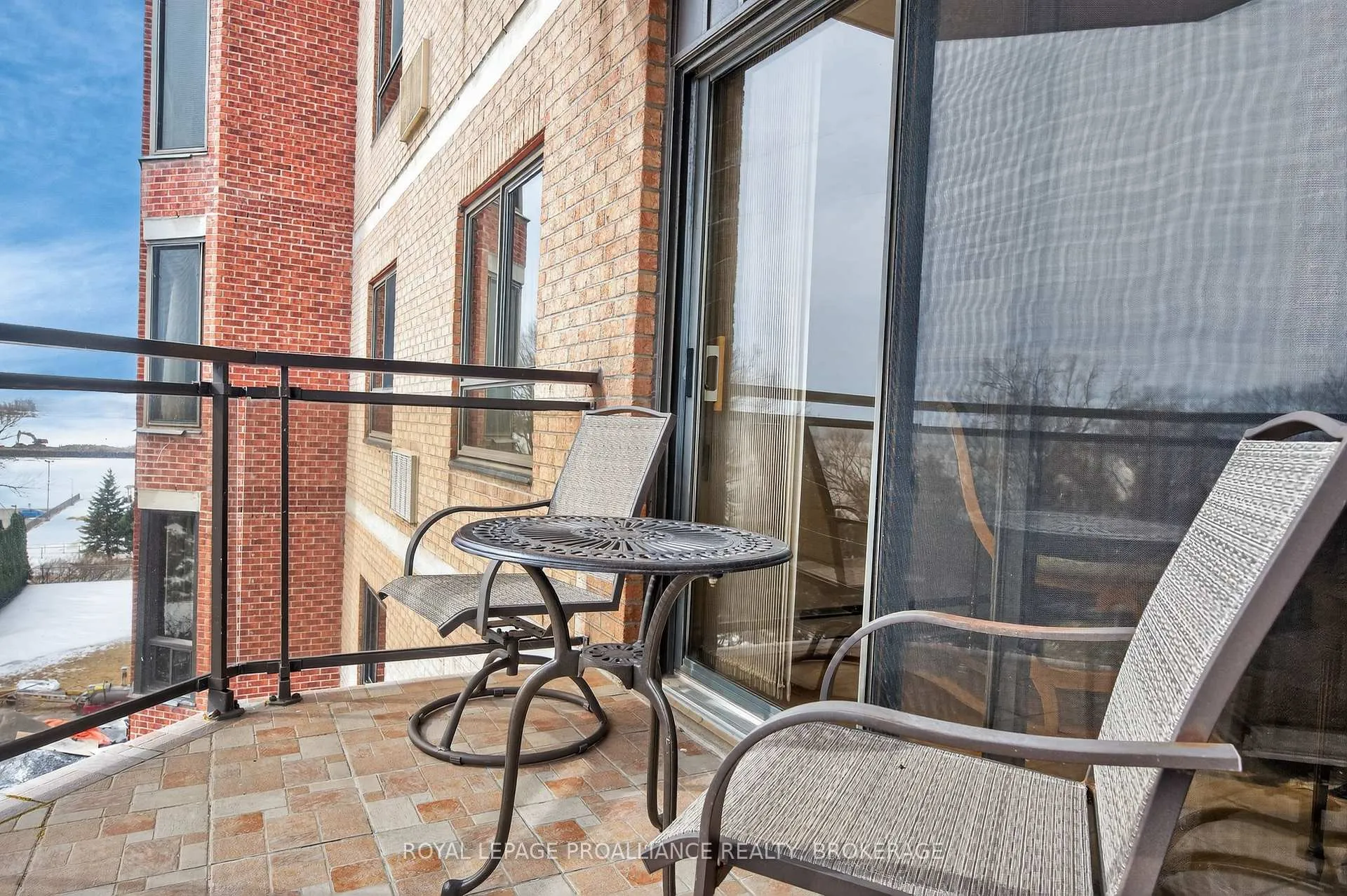 Photo 17 of Unit 404, 1000 King Street W, Kingston, Central City West — HOMEH