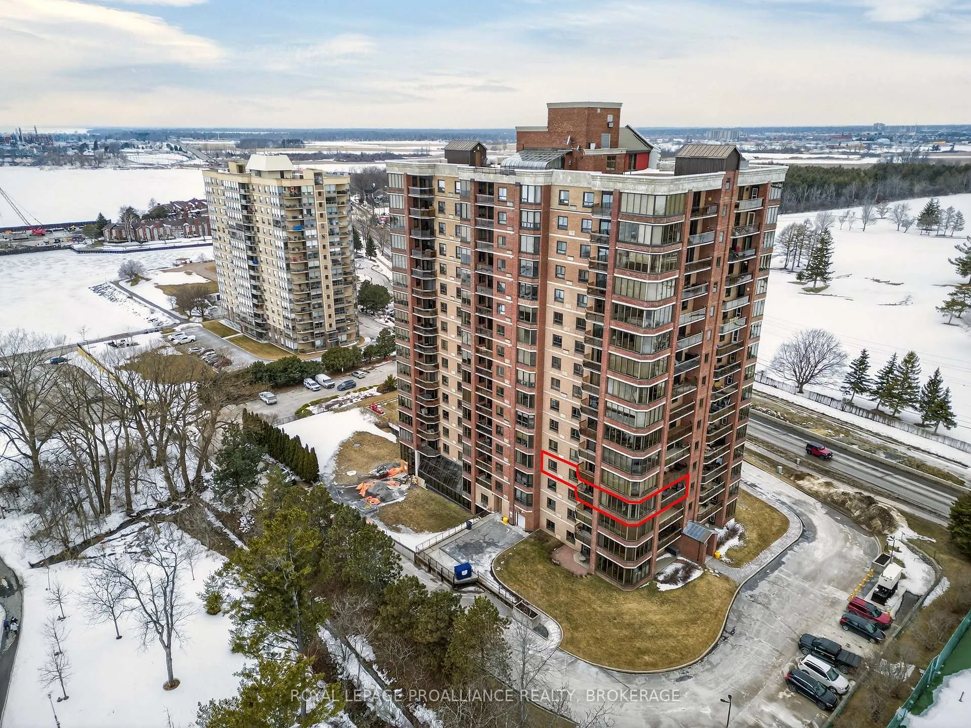 Photo 43 of Unit 404, 1000 King Street W, Kingston, Central City West — HOMEH
