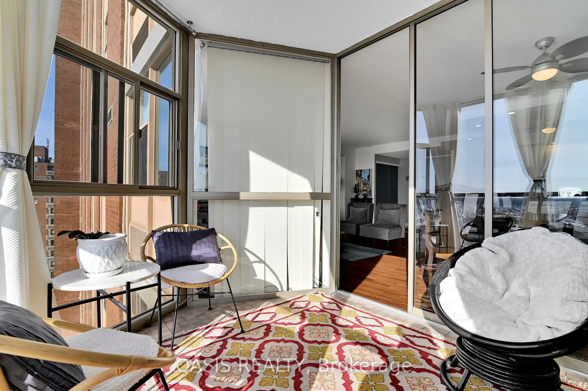 Photo 16 of Unit 1108, 2760 Carousel Crescent, Ottawa, Emerald Woods/Sawmill Creek — HOMEH