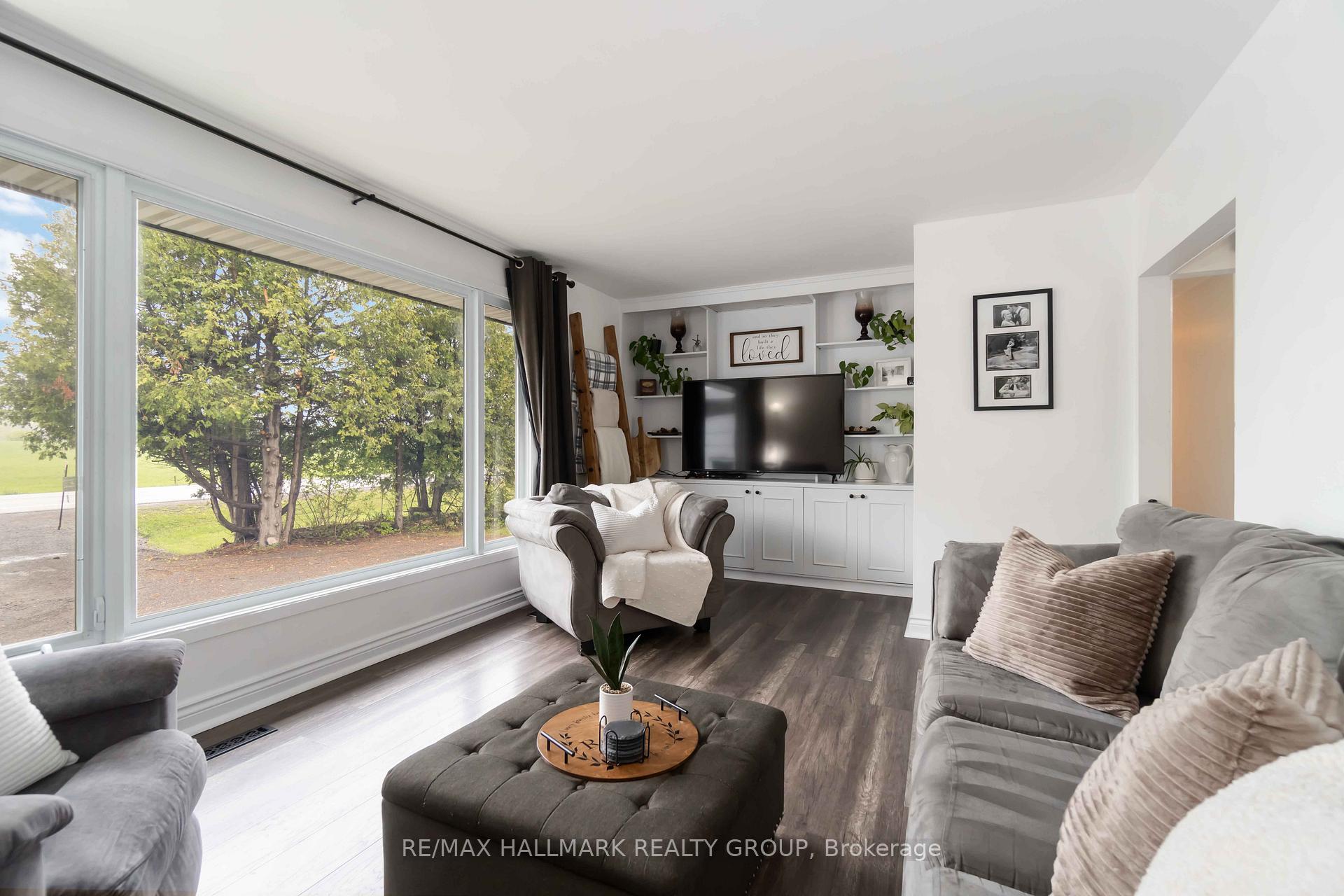 Photo 10 of 2088 Burnstown Road, McNab/Braeside, Mcnab/Braeside Twps — HOMEH