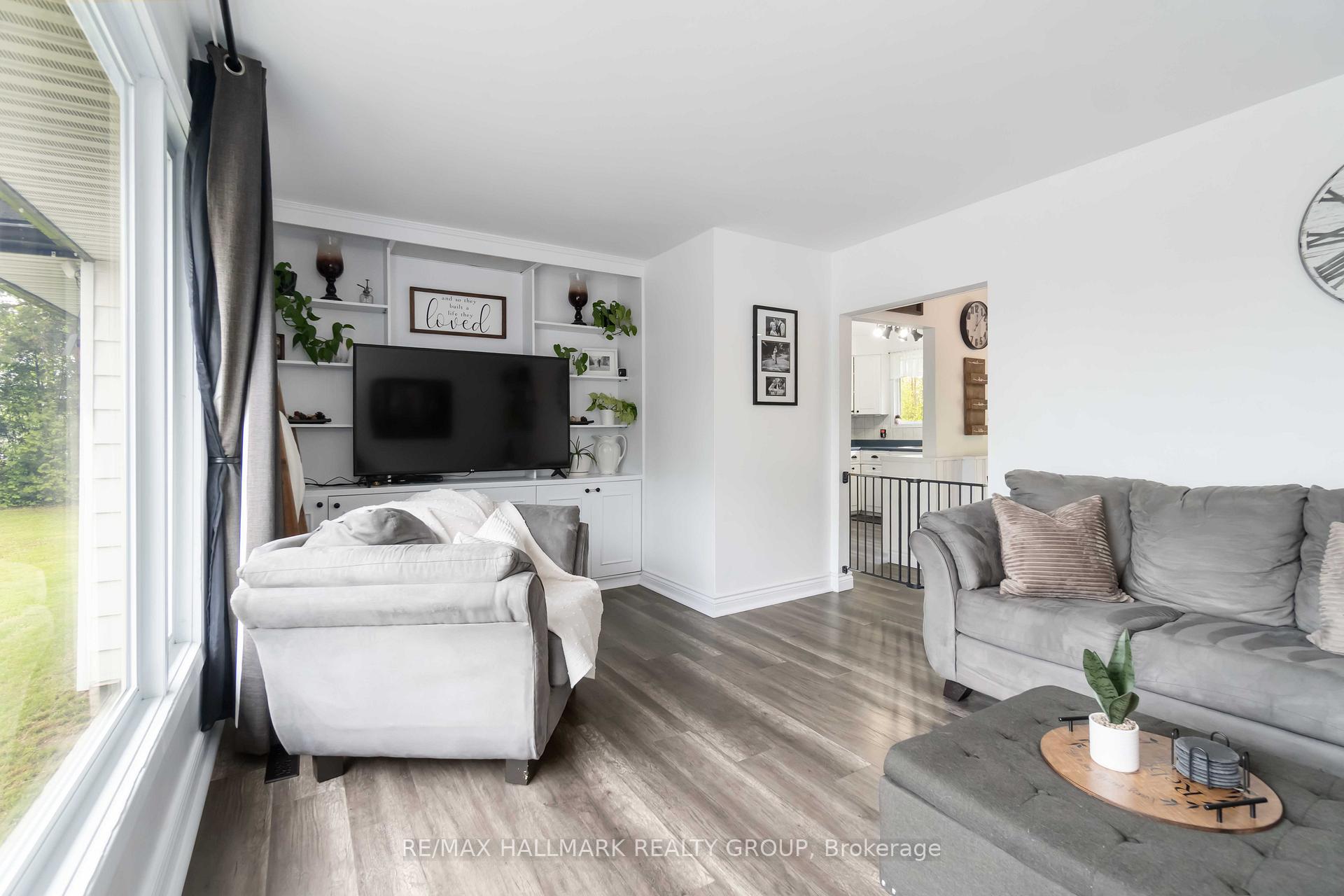 Photo 11 of 2088 Burnstown Road, McNab/Braeside, Mcnab/Braeside Twps — HOMEH