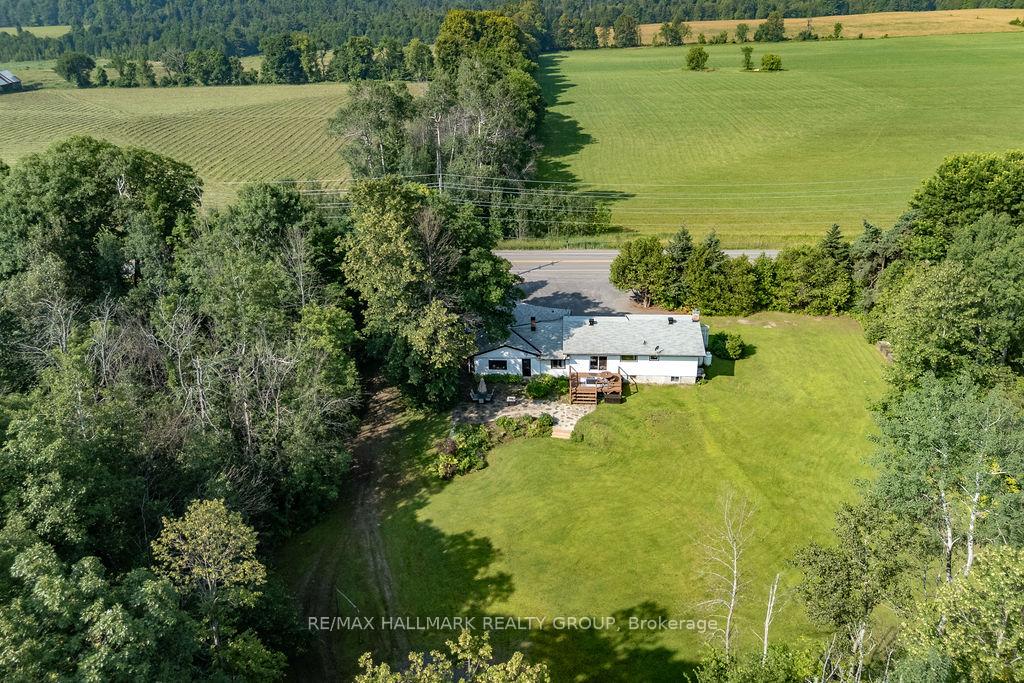Photo 35 of 2088 Burnstown Road, McNab/Braeside, Mcnab/Braeside Twps — HOMEH