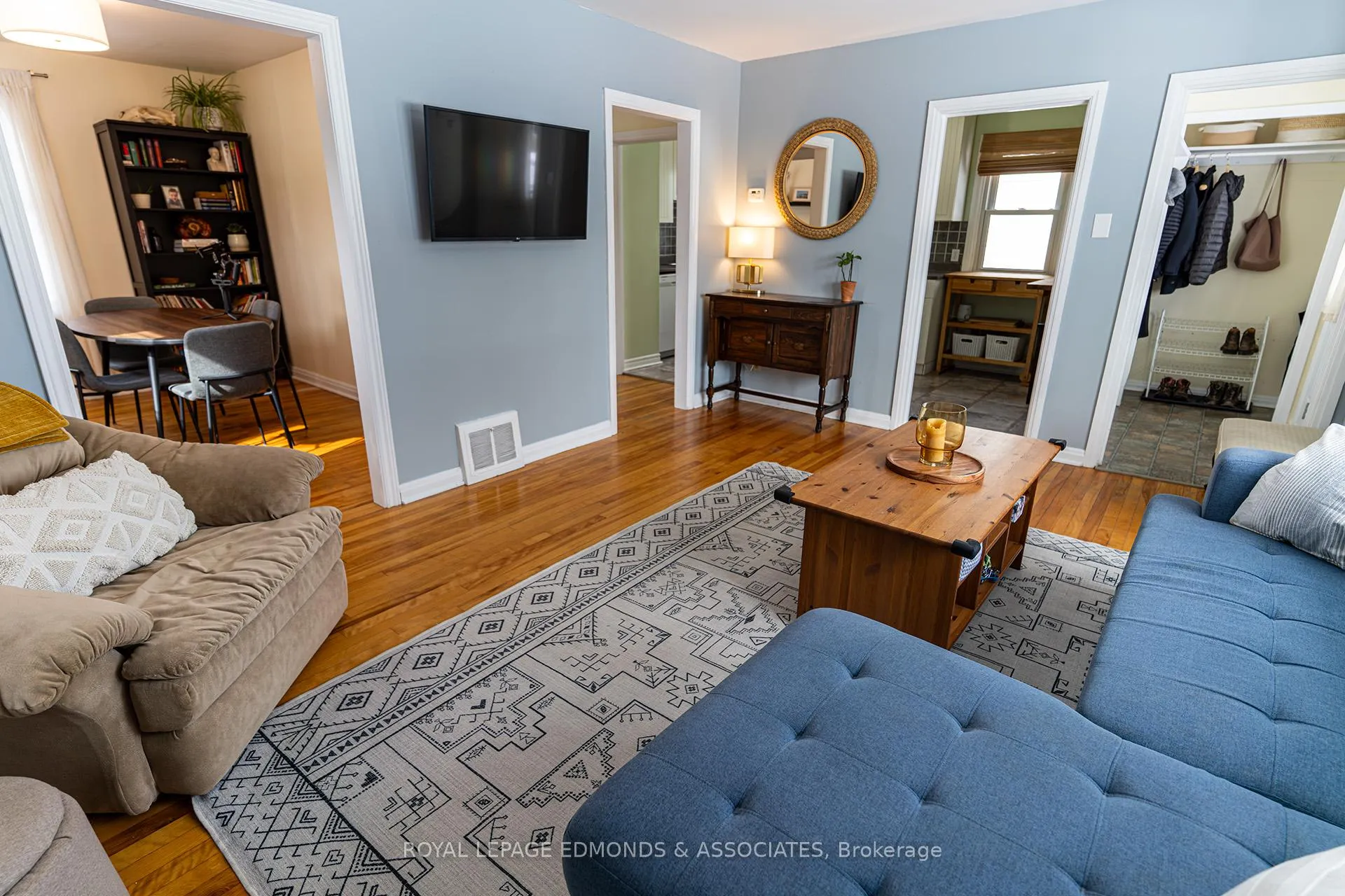 Photo 11 of 566 Elizabeth Street, Pembroke — HOMEH