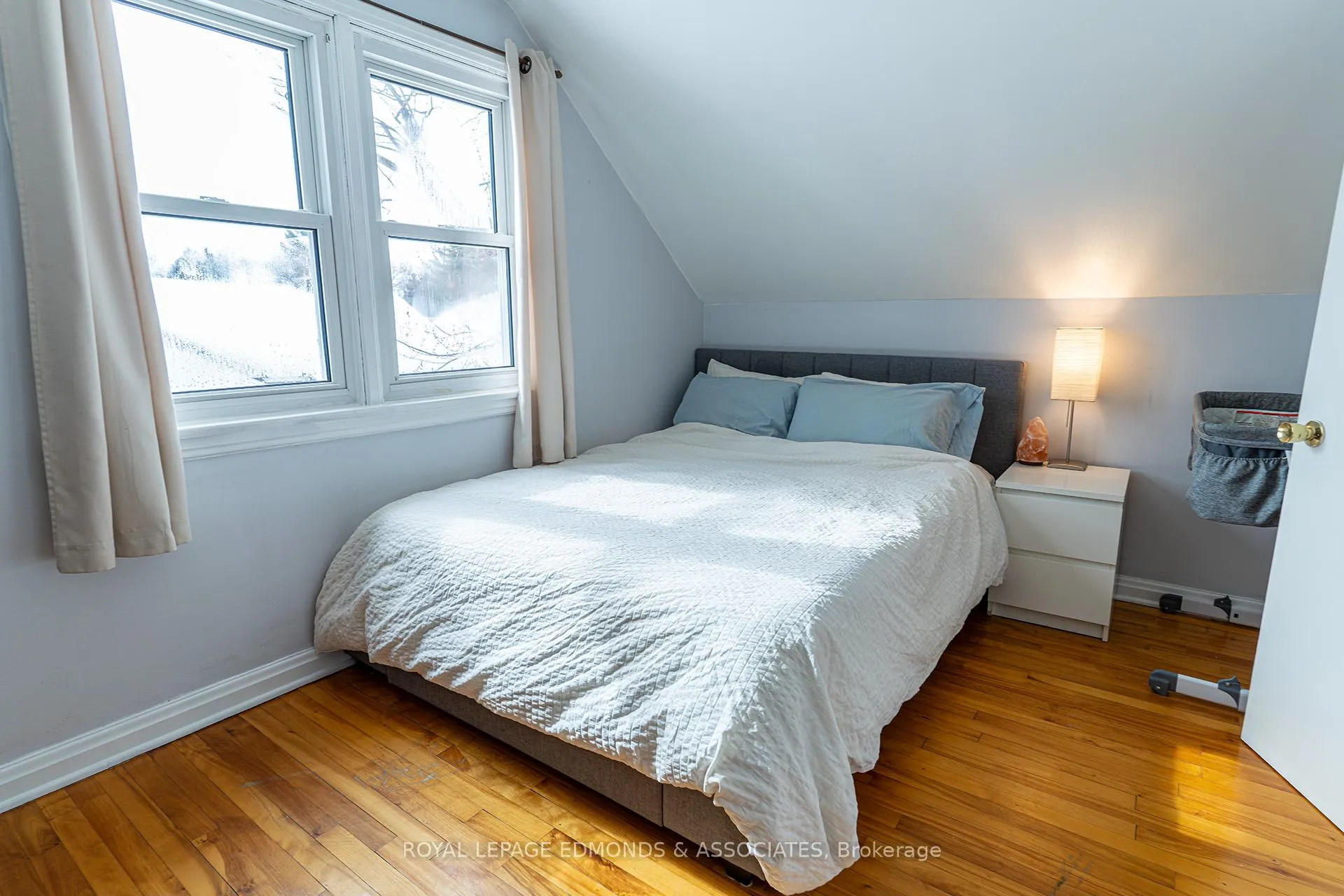 Photo 23 of 566 Elizabeth Street, Pembroke — HOMEH