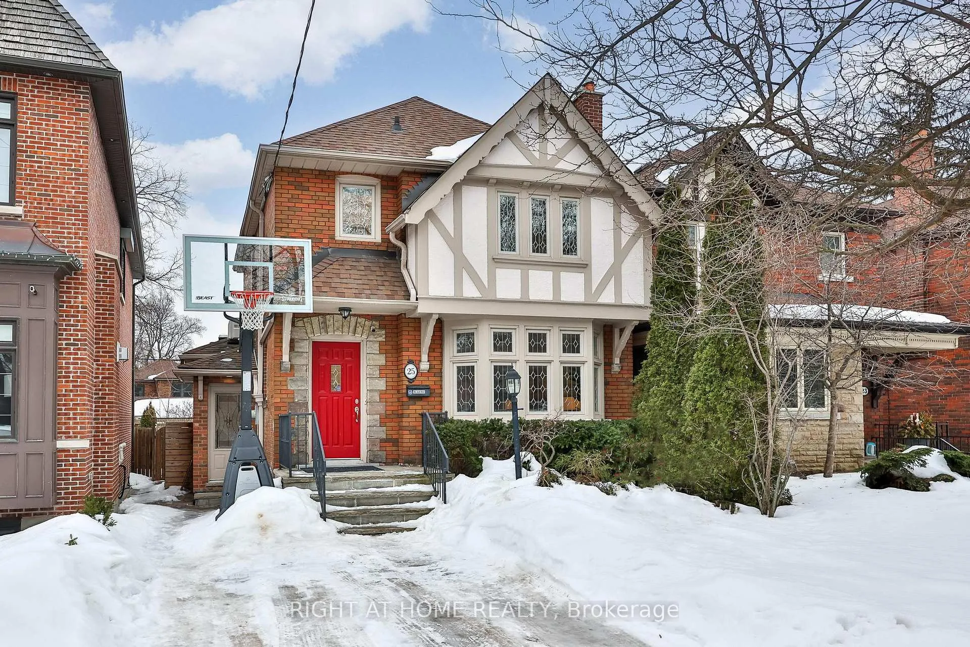 Photo 1 of 25 Fleming Crescent, Toronto, Leaside — HOMEH