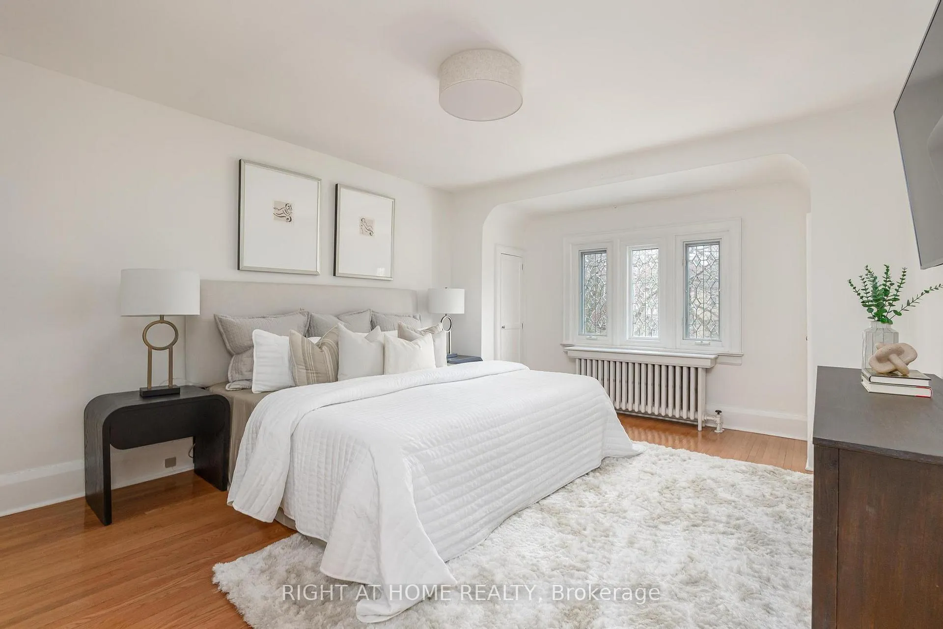 Photo 21 of 25 Fleming Crescent, Toronto, Leaside — HOMEH